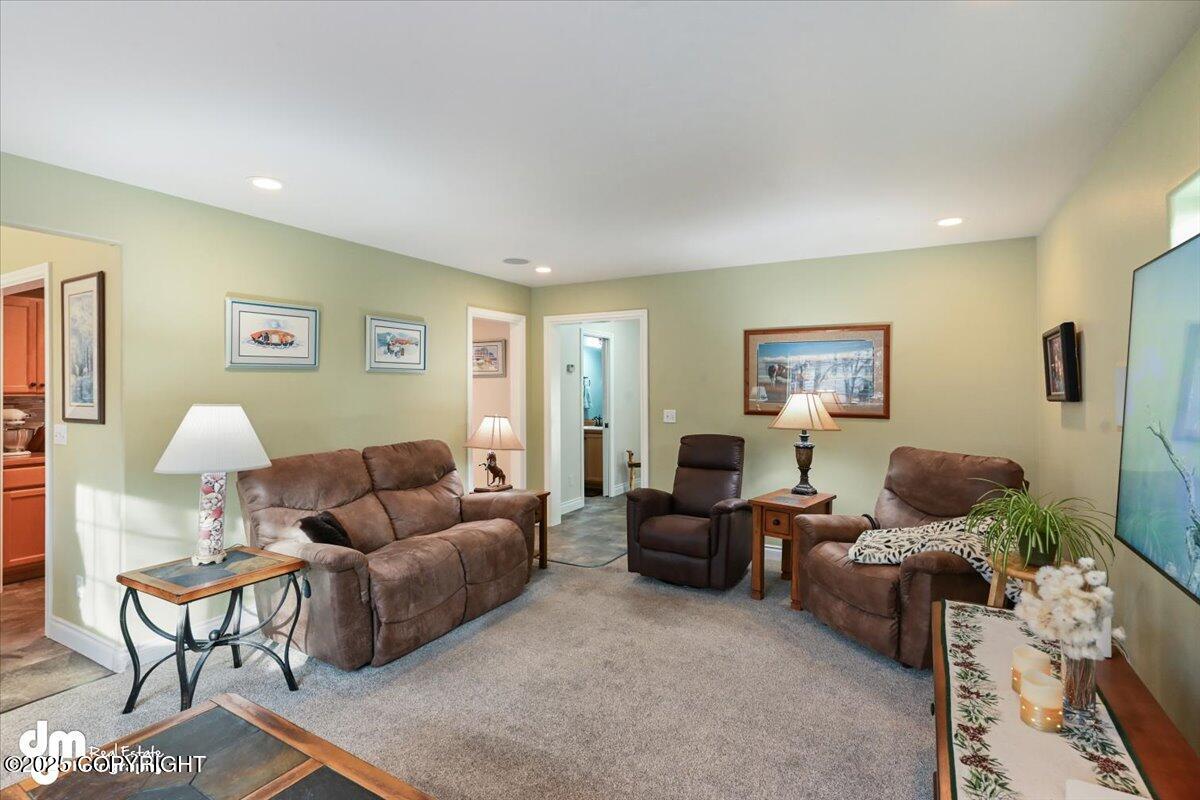 2414 Lusardi Point Circle