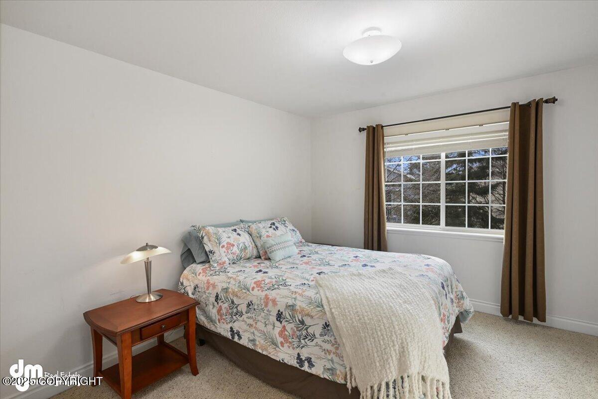 2414 Lusardi Point Circle