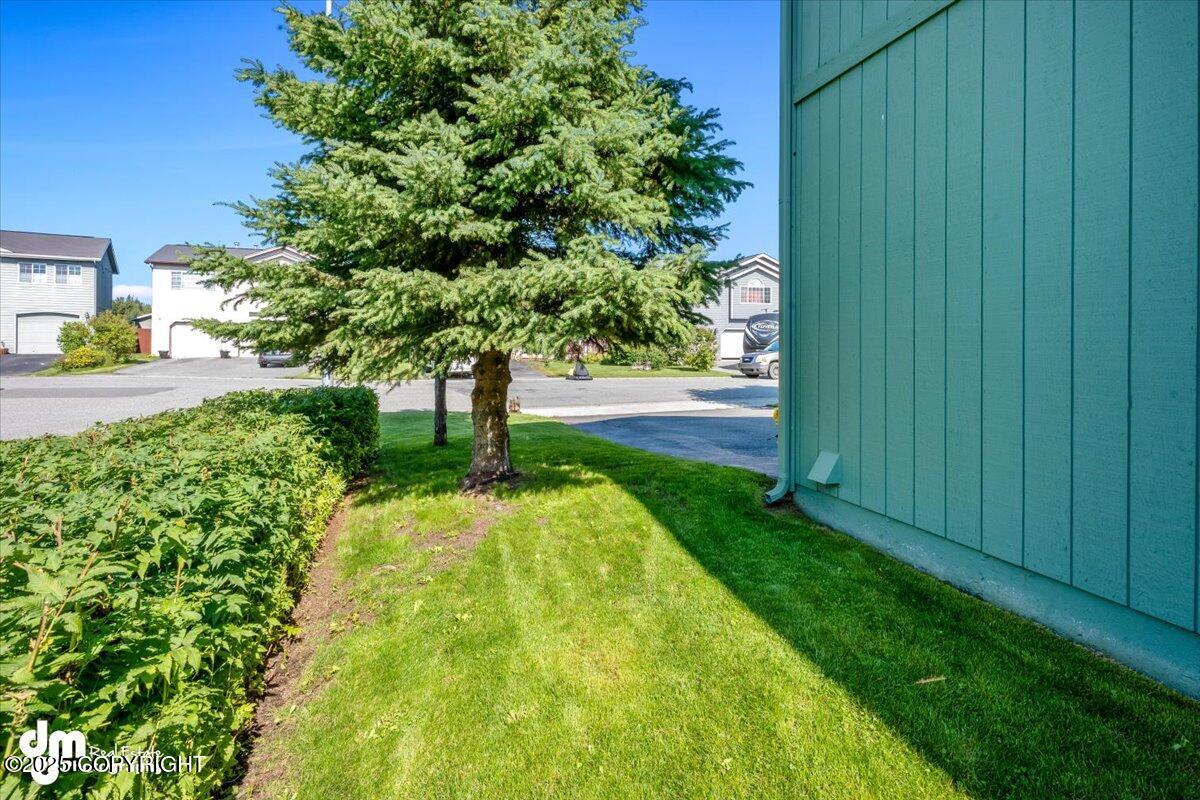 2414 Lusardi Point Circle