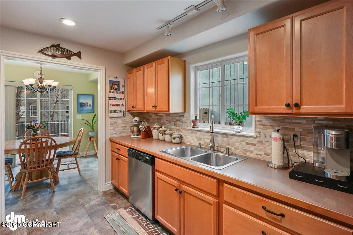 2414 Lusardi Point Circle