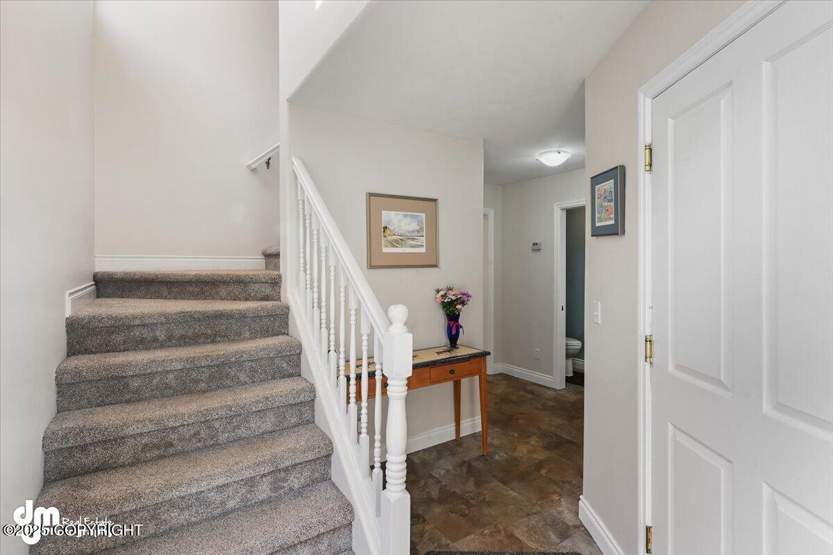 2414 Lusardi Point Circle