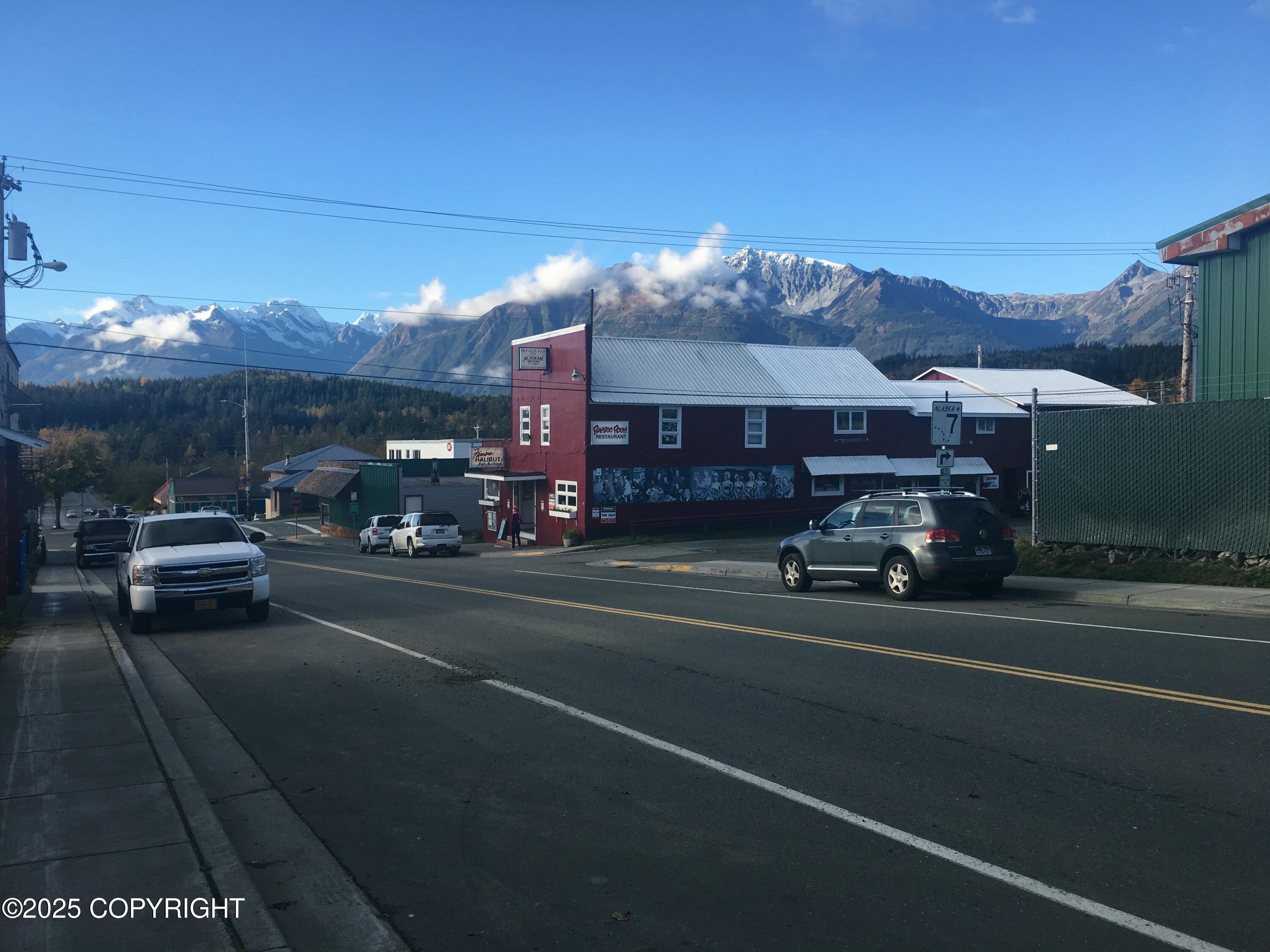 11-15 2nd Avenue