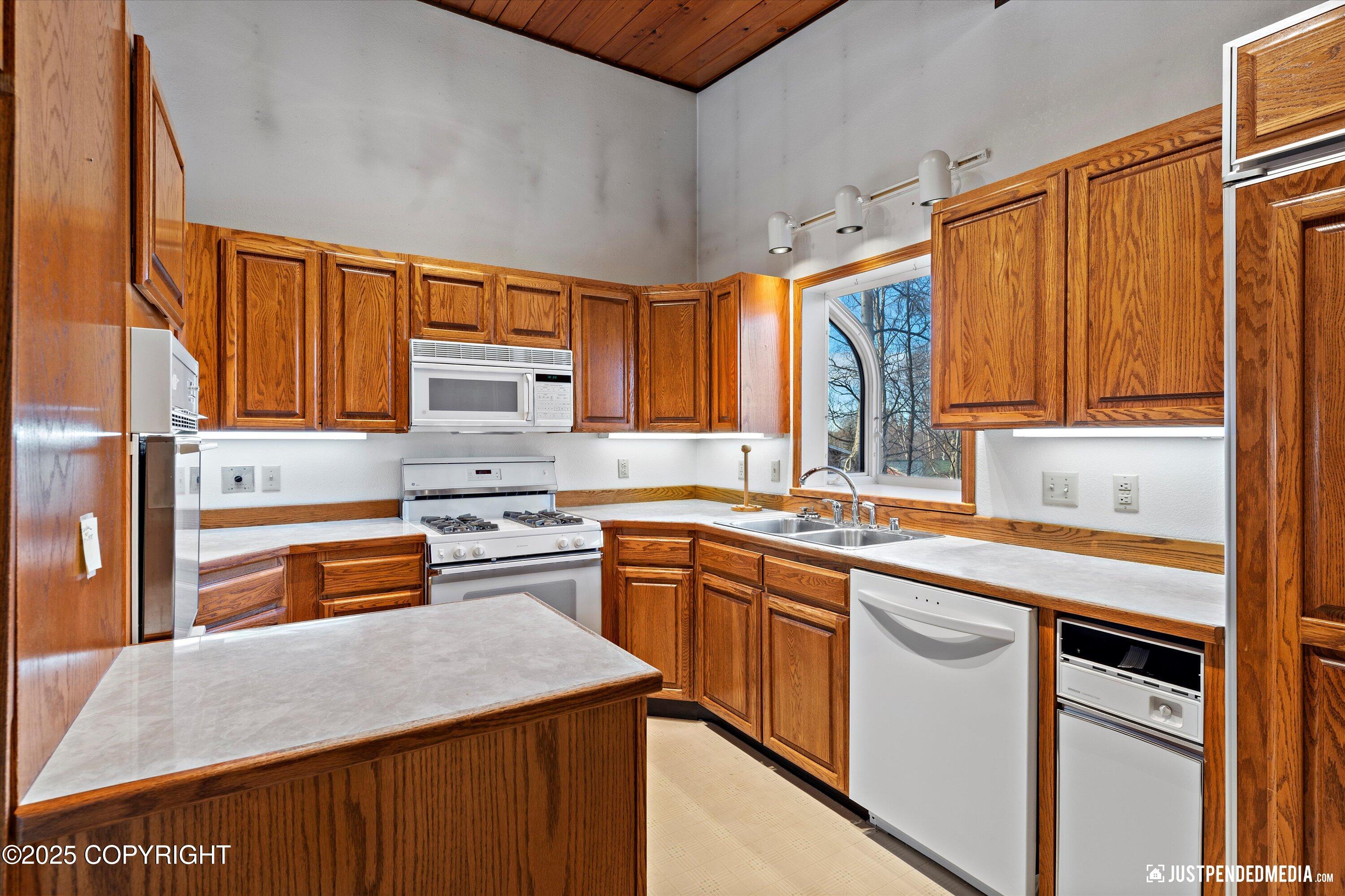 2612 Arlington Drive