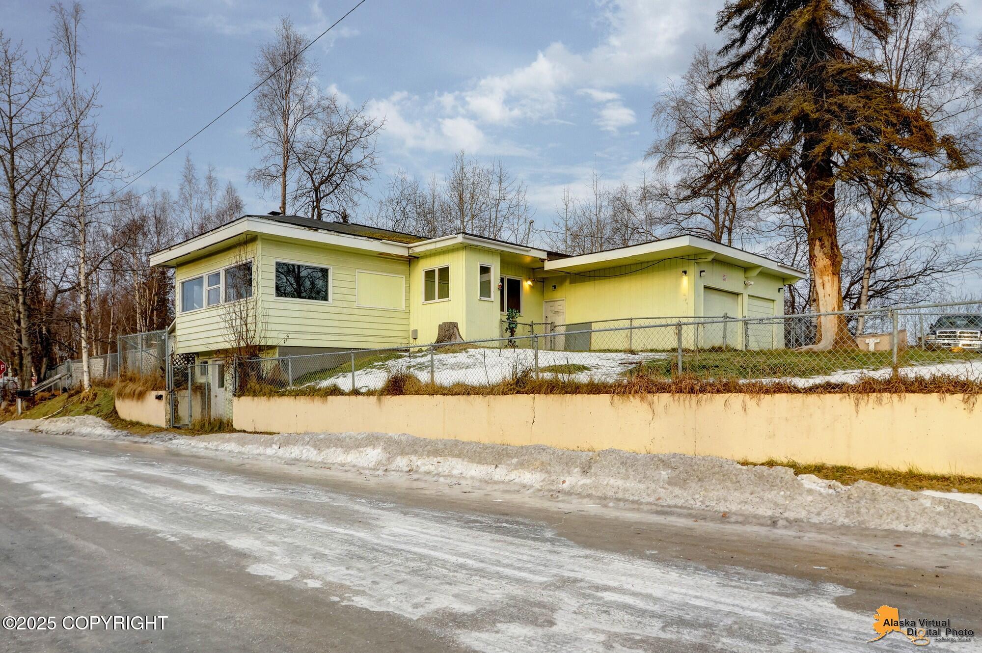 505 W 31st Avenue