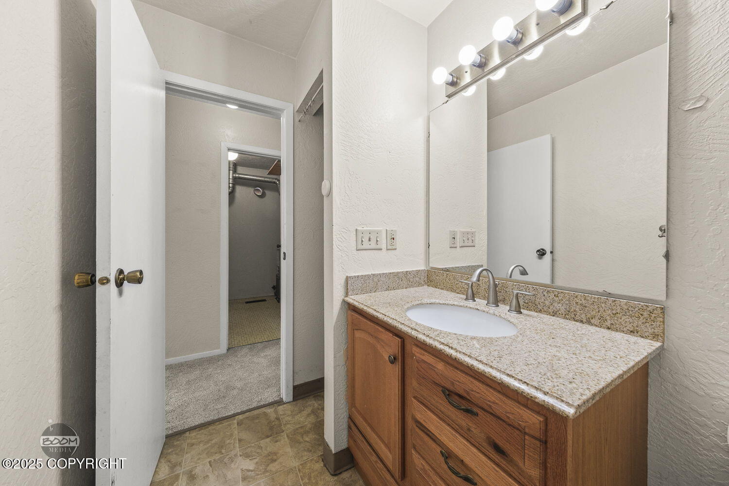 7711 Pleasure View Circle