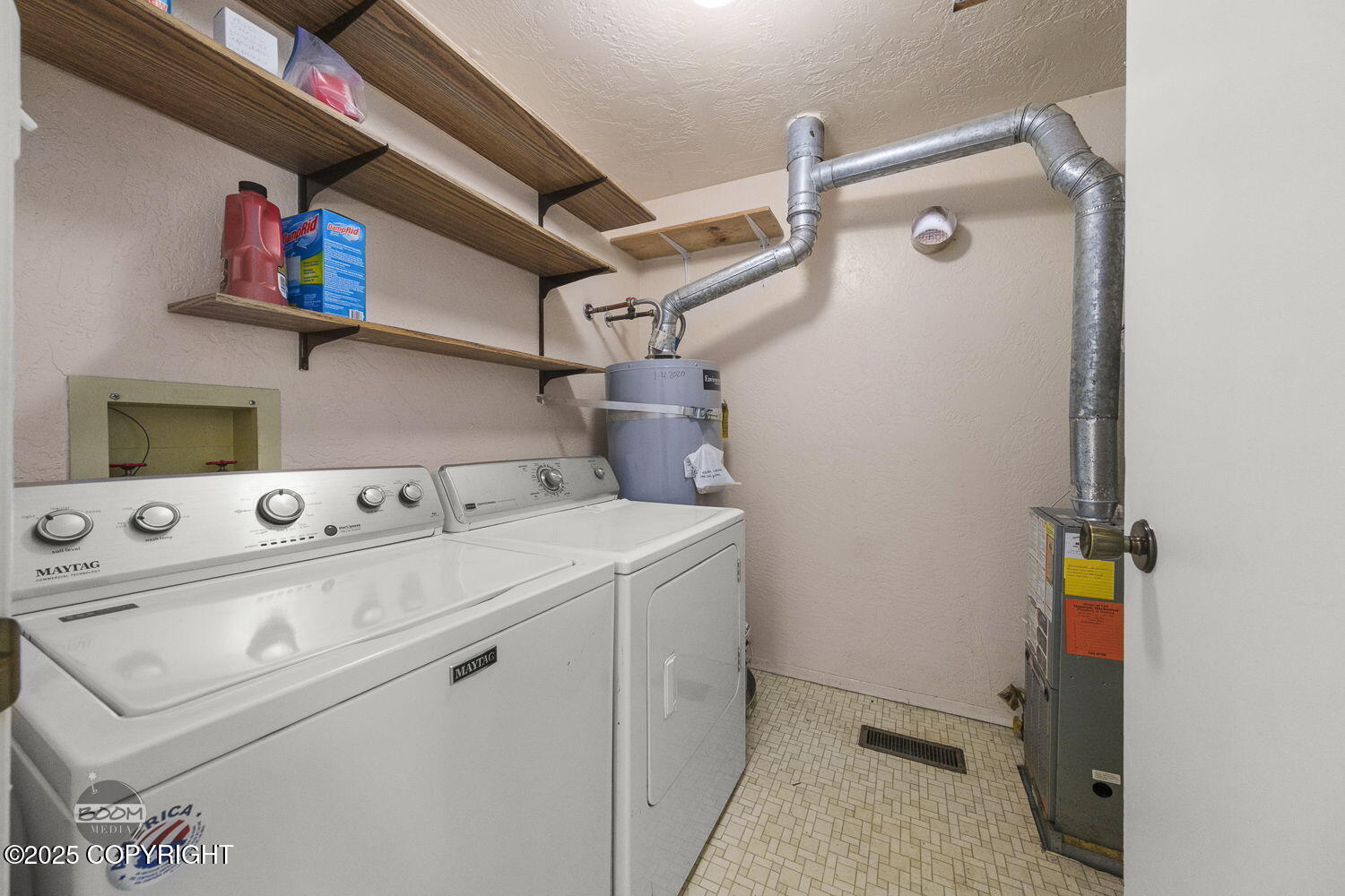 7711 Pleasure View Circle