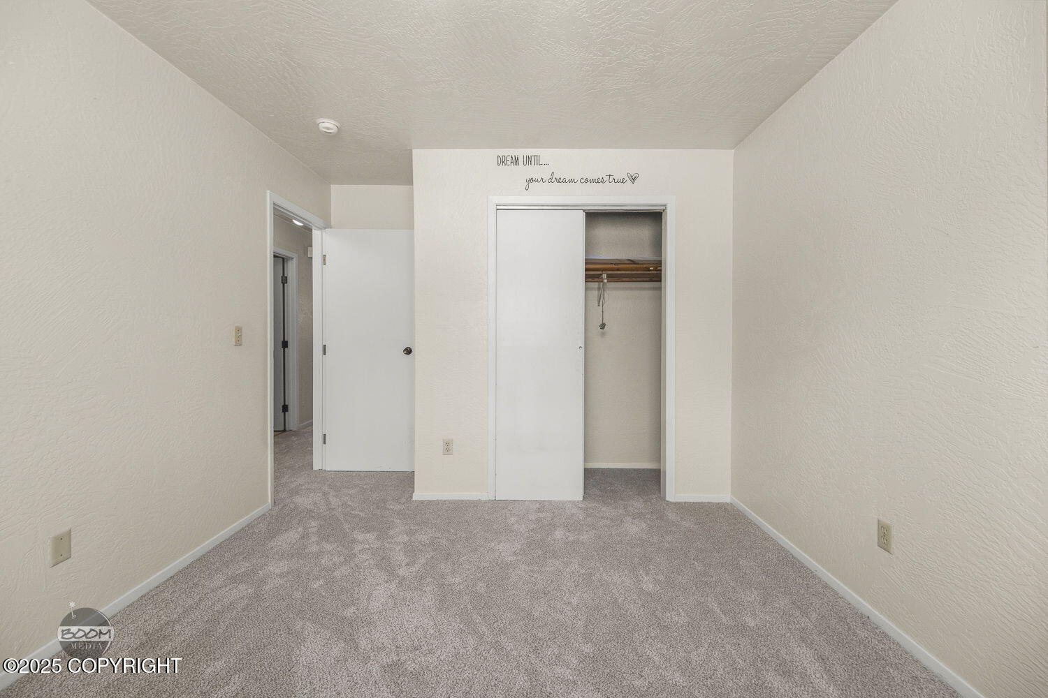 7711 Pleasure View Circle