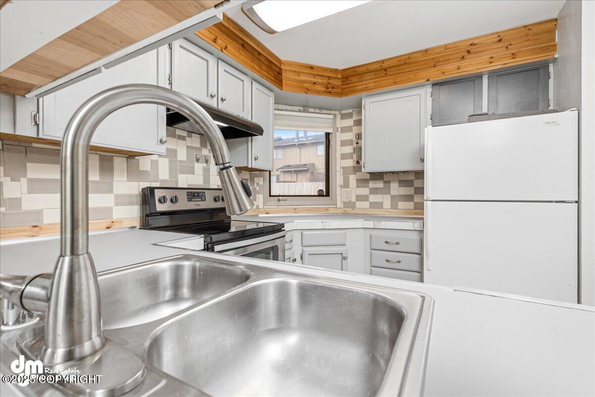 449 Dailey Avenue # 15D Unit: #15D