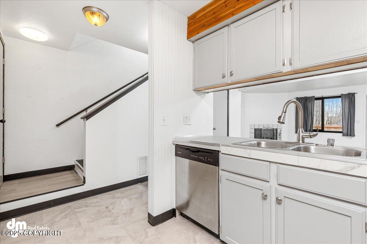 449 Dailey Avenue # 15D Unit: #15D