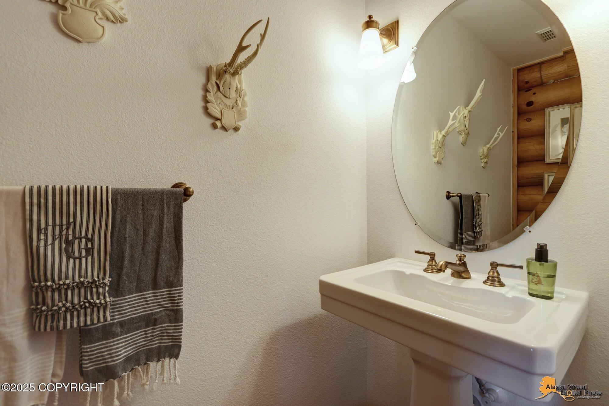 22339 Elkhorn Circle