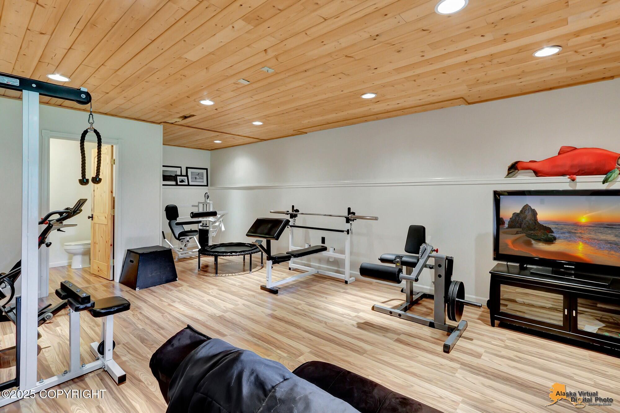 22339 Elkhorn Circle