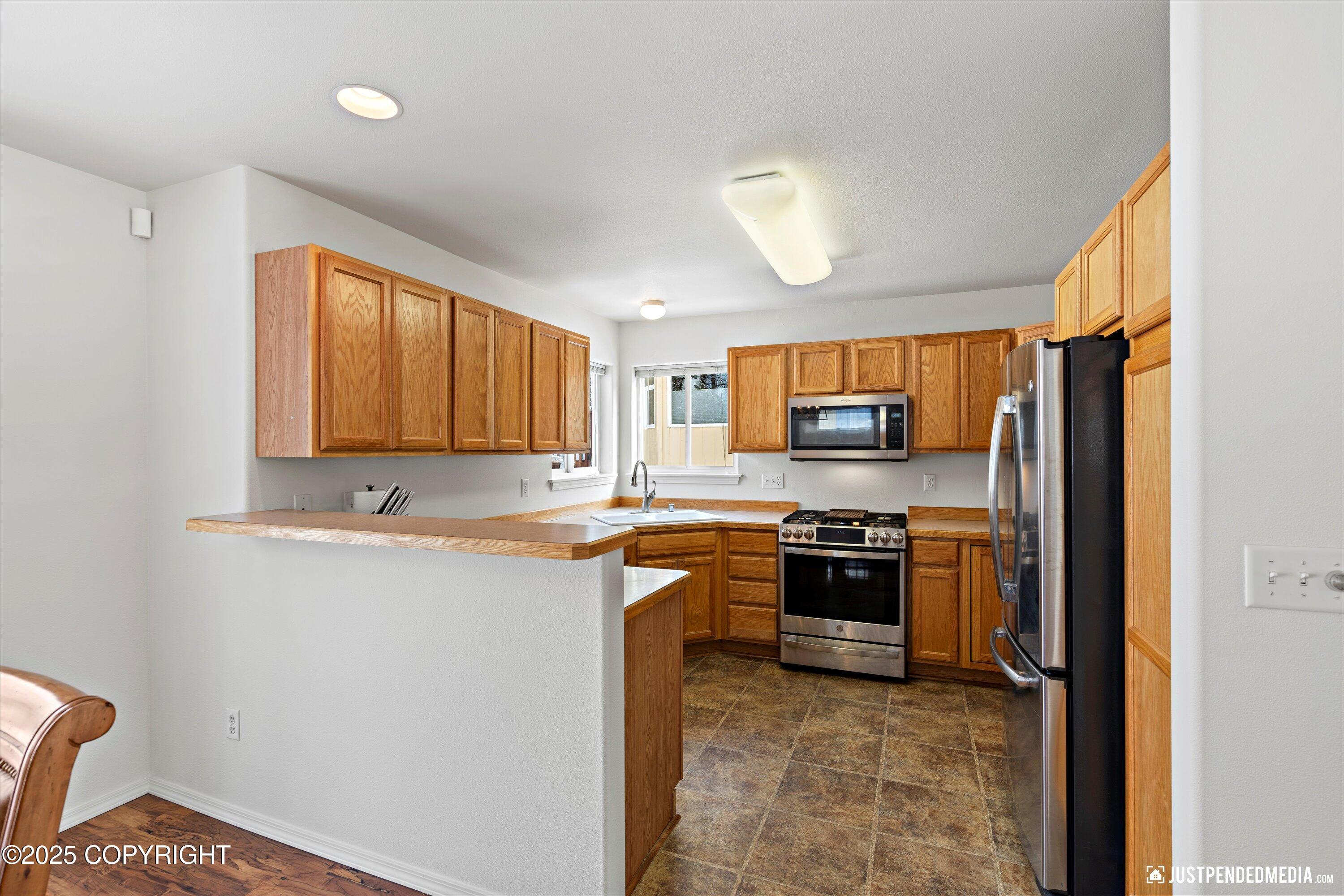 7811 Wildbrook Court