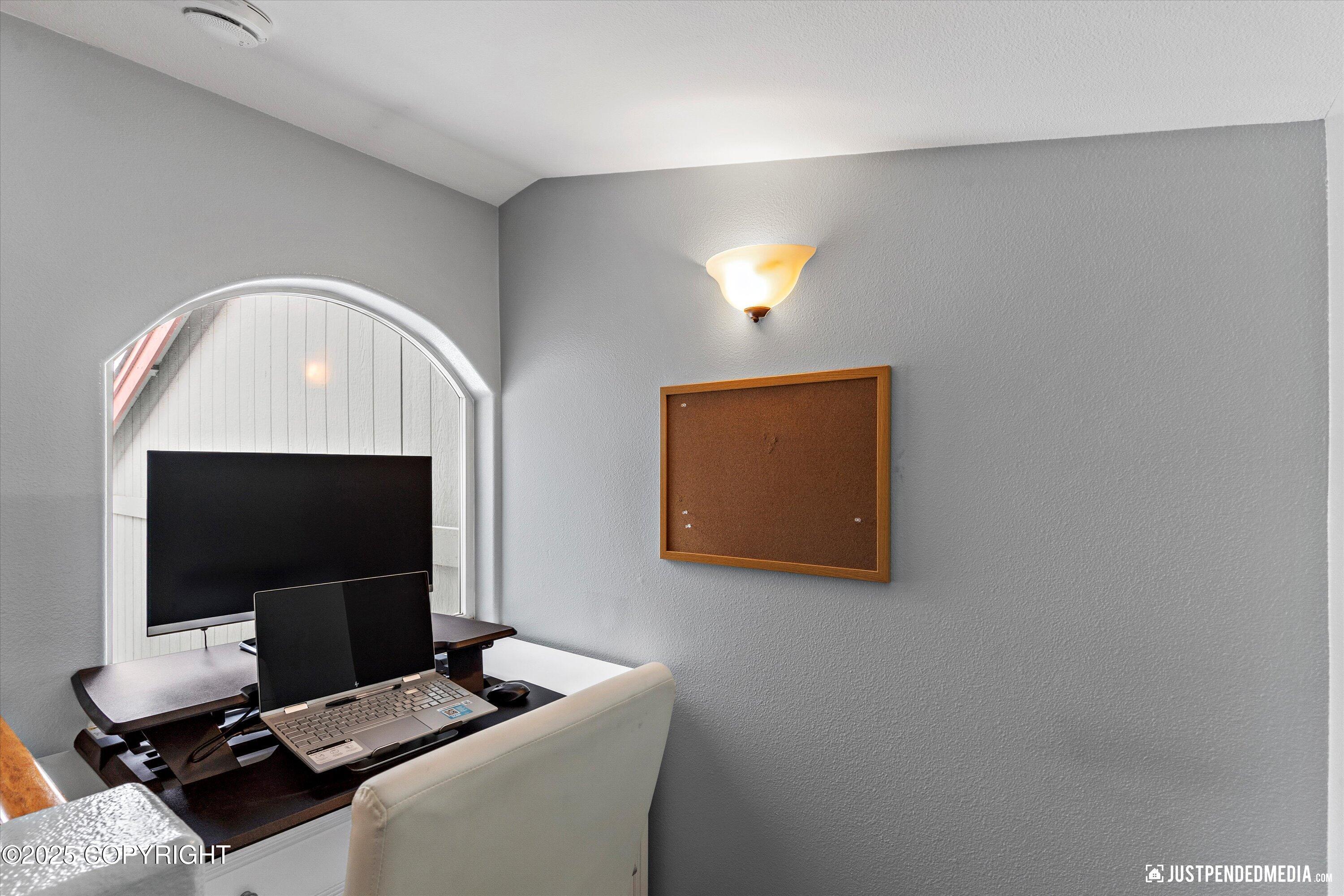 10290 Jamestown Drive # 1B Unit: #1B