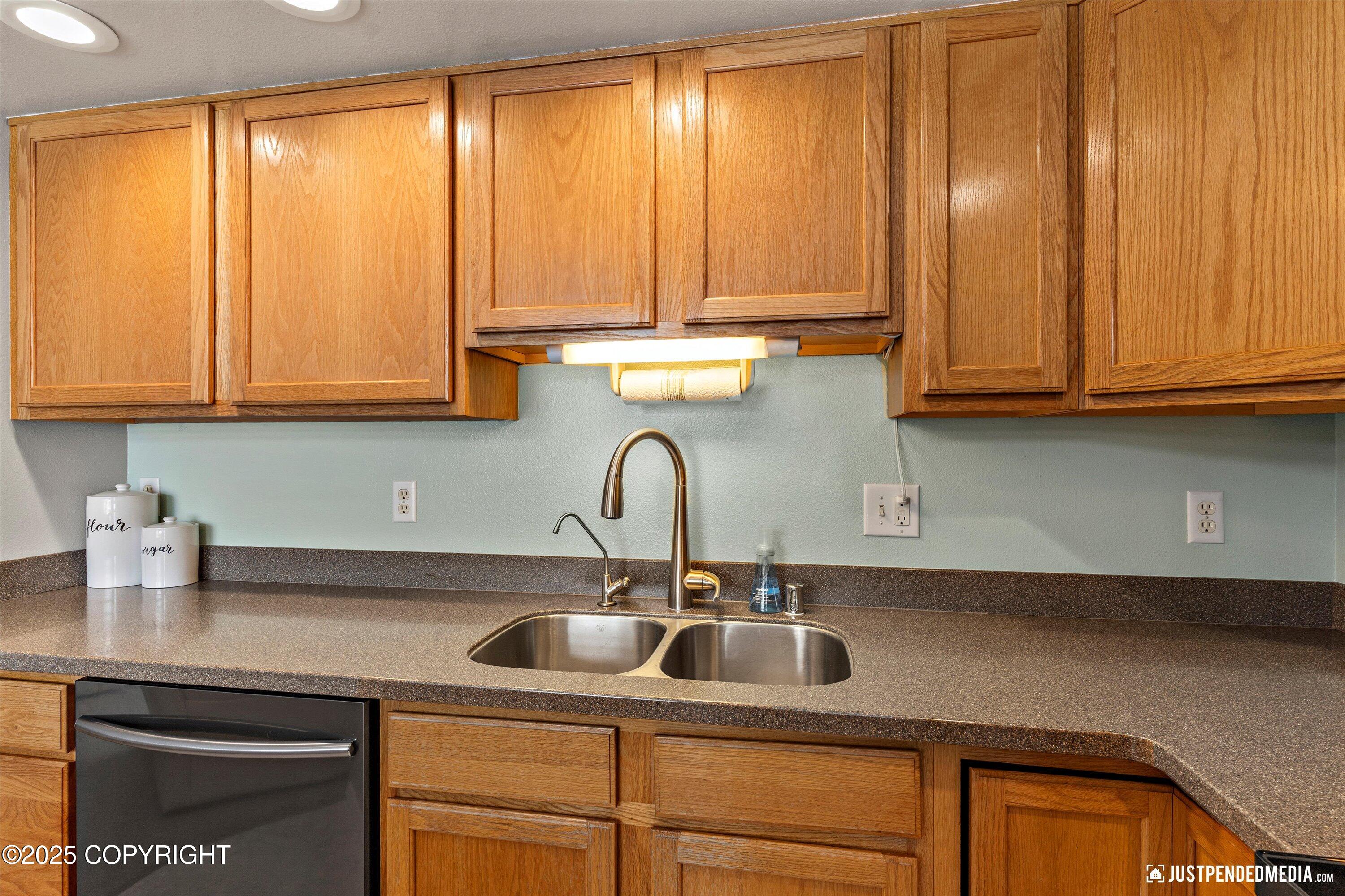 10290 Jamestown Drive # 1B Unit: #1B