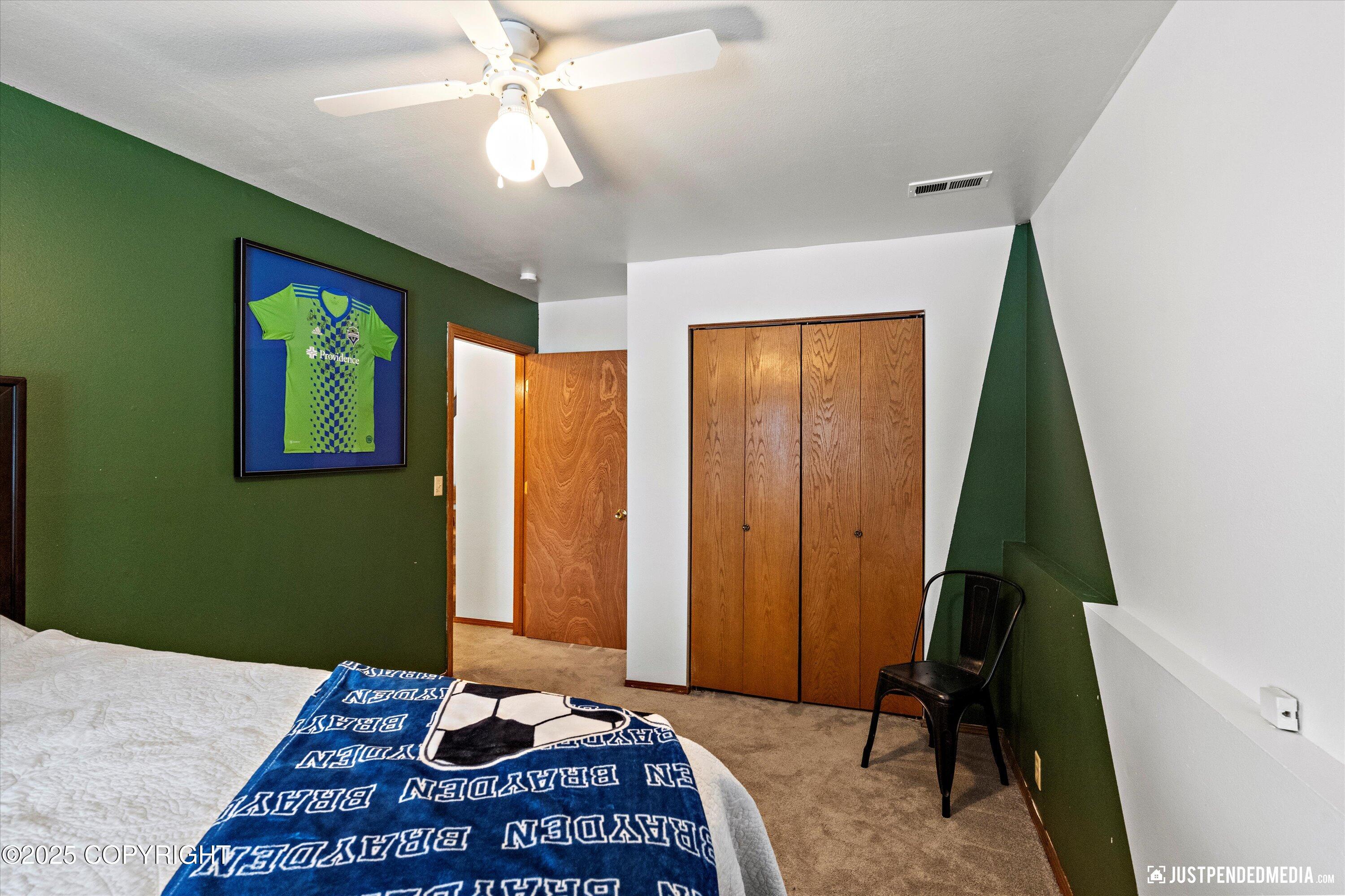 2350 Yorktown Circle