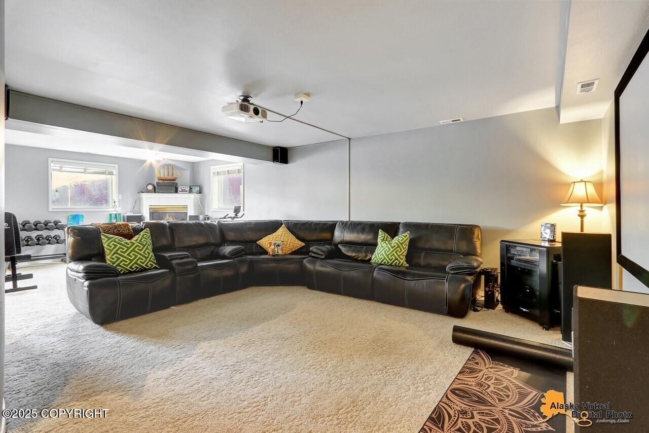 12845 Lindsey Circle