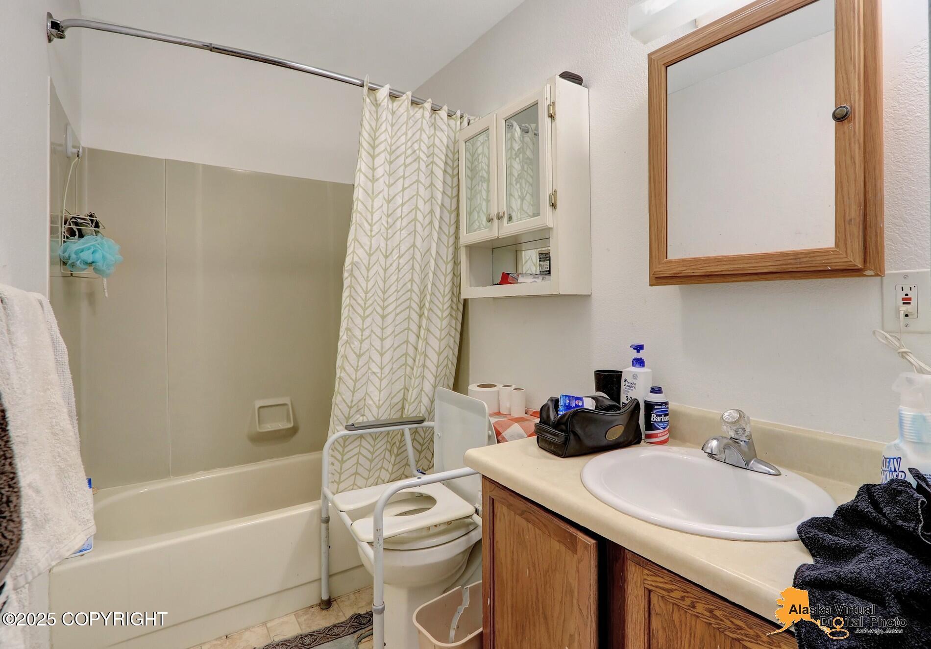 3400 North Star Street