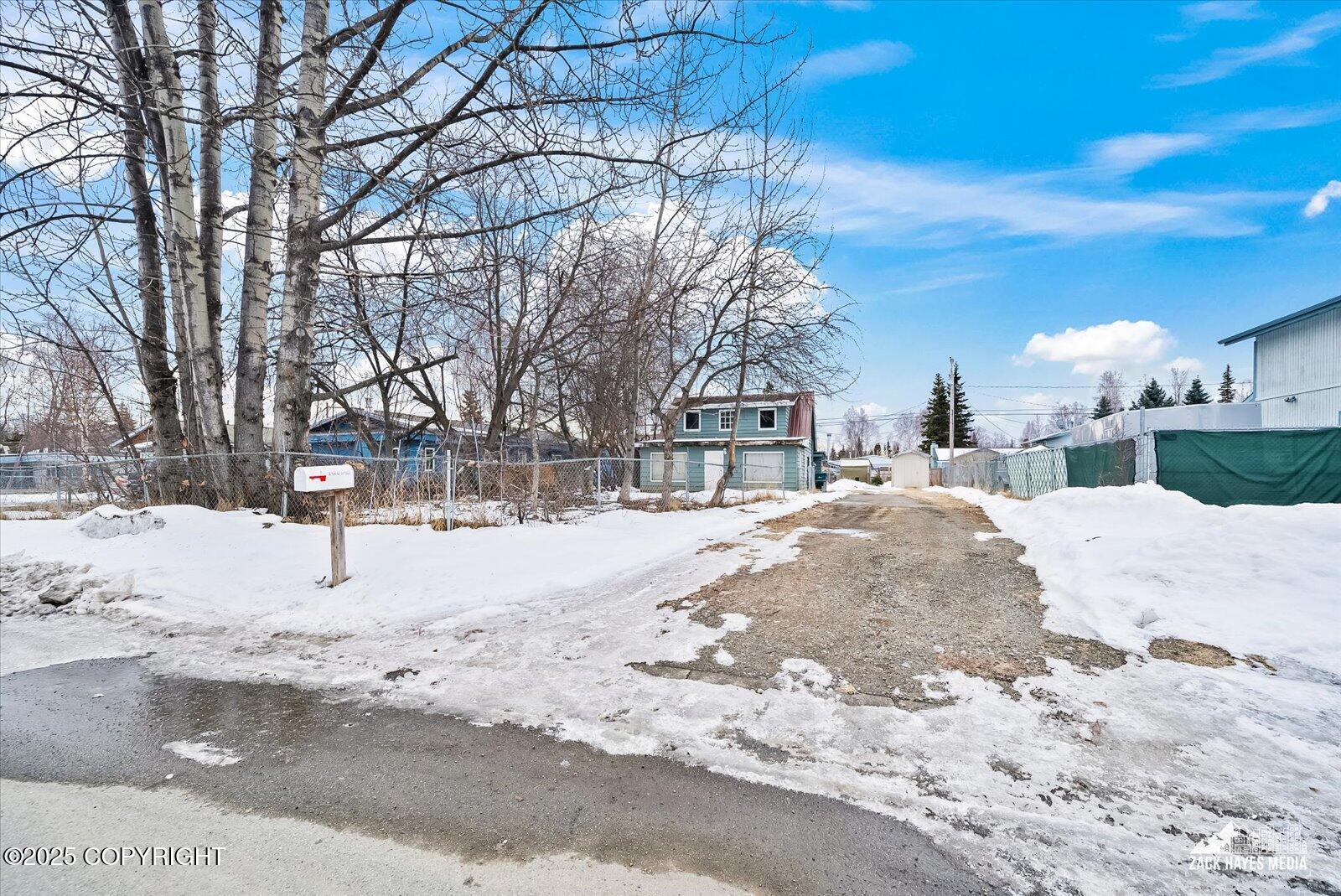 2900 W 33rd Avenue