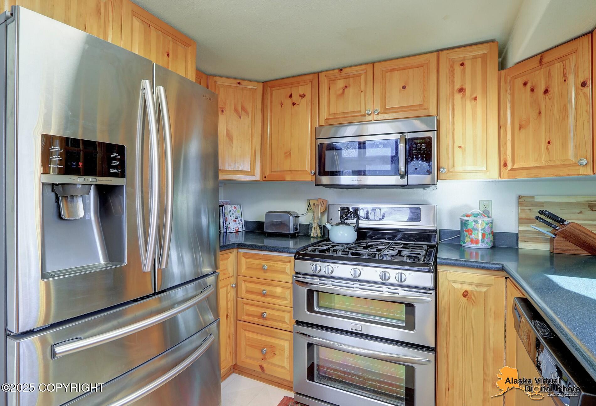 30924 Prudhoe Bay Avenue