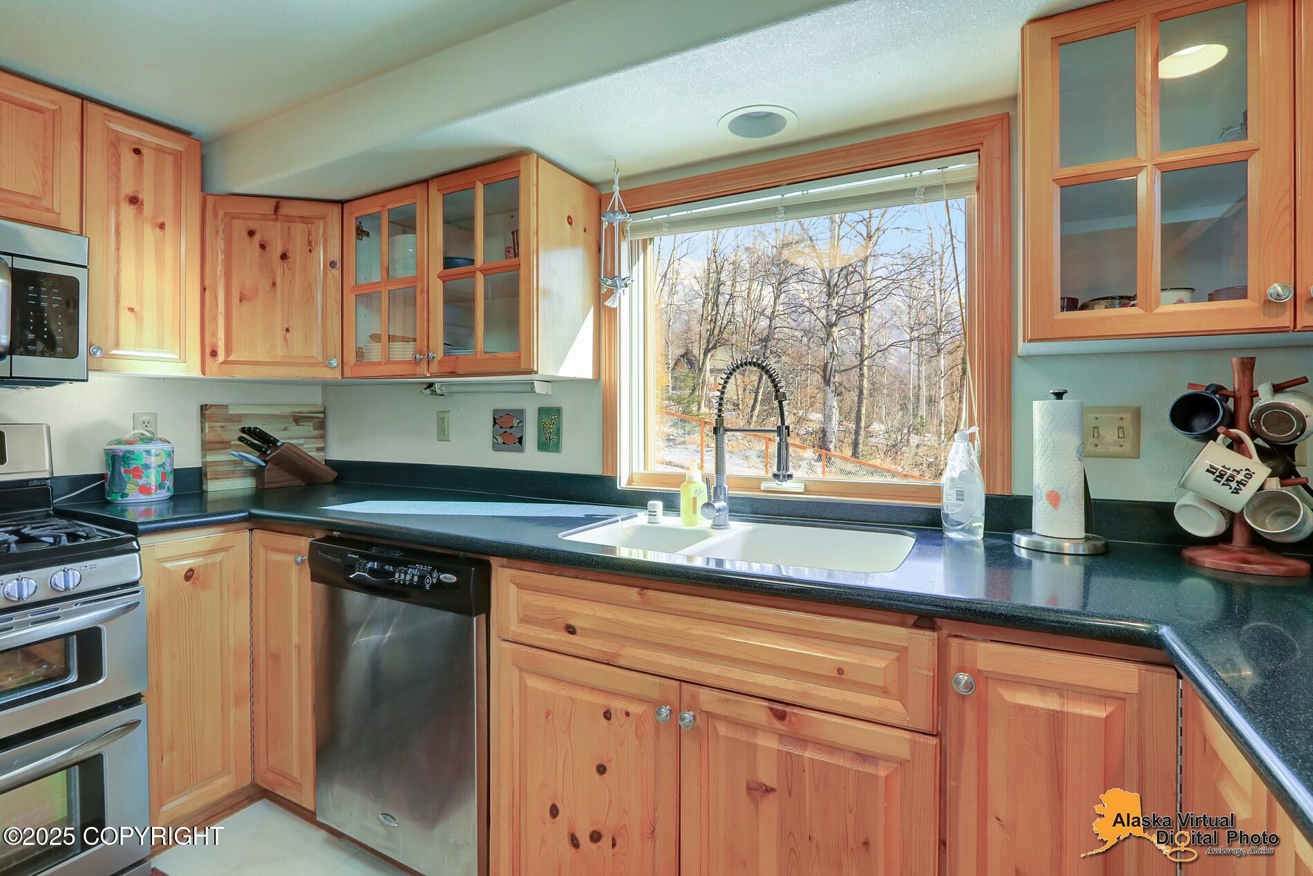 30924 Prudhoe Bay Avenue