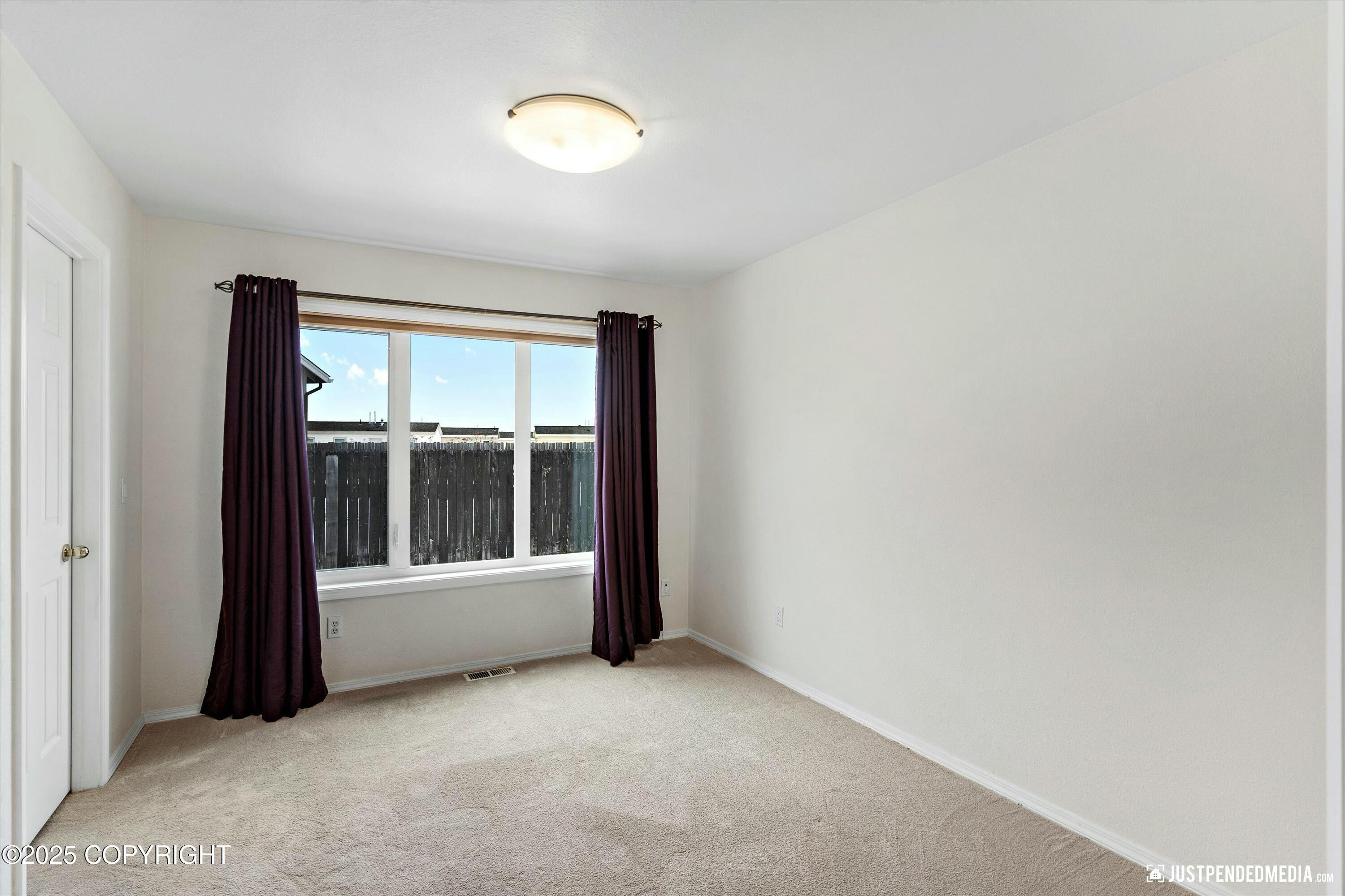 290 Peppertree Loop