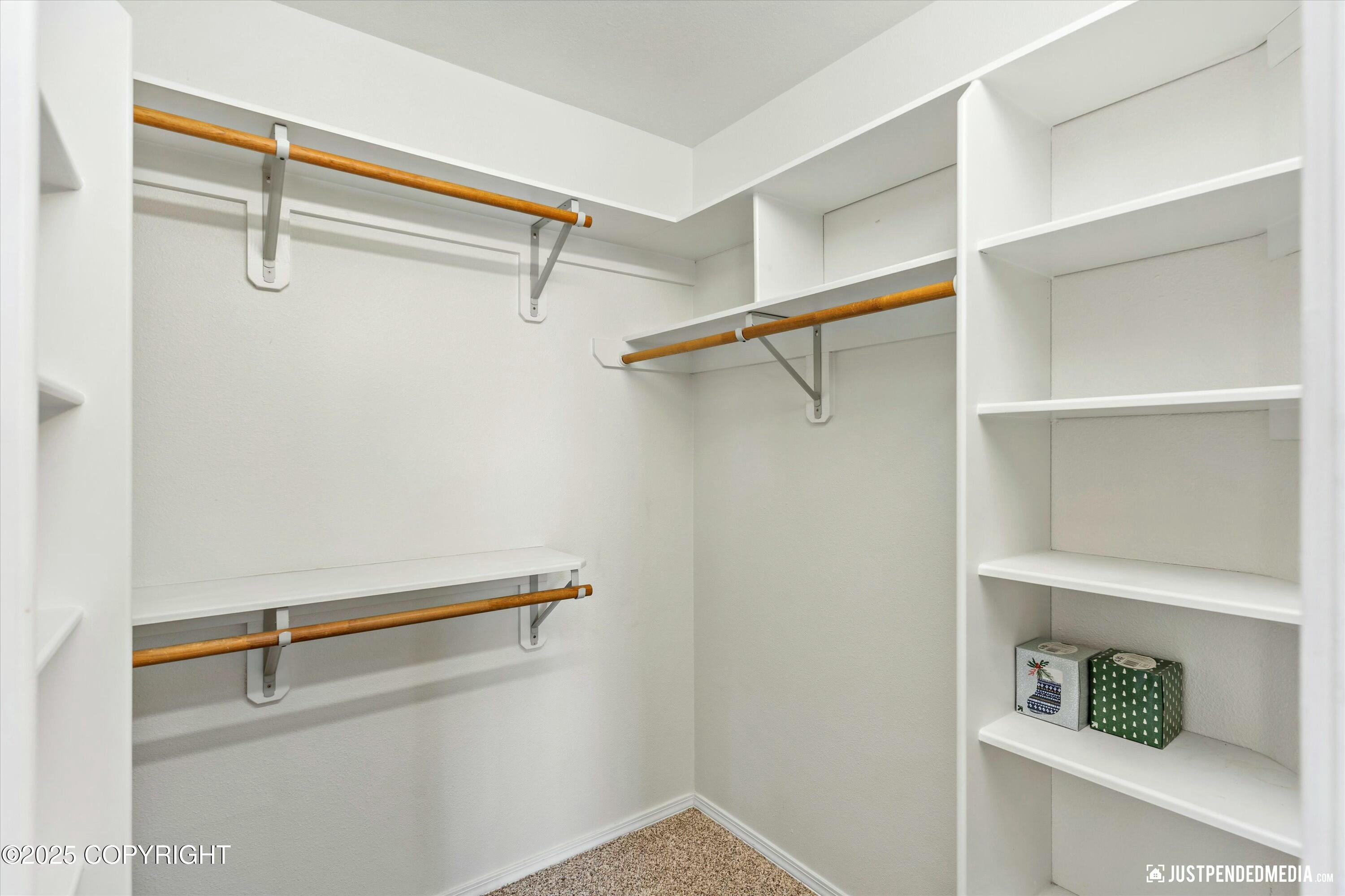 290 Peppertree Loop