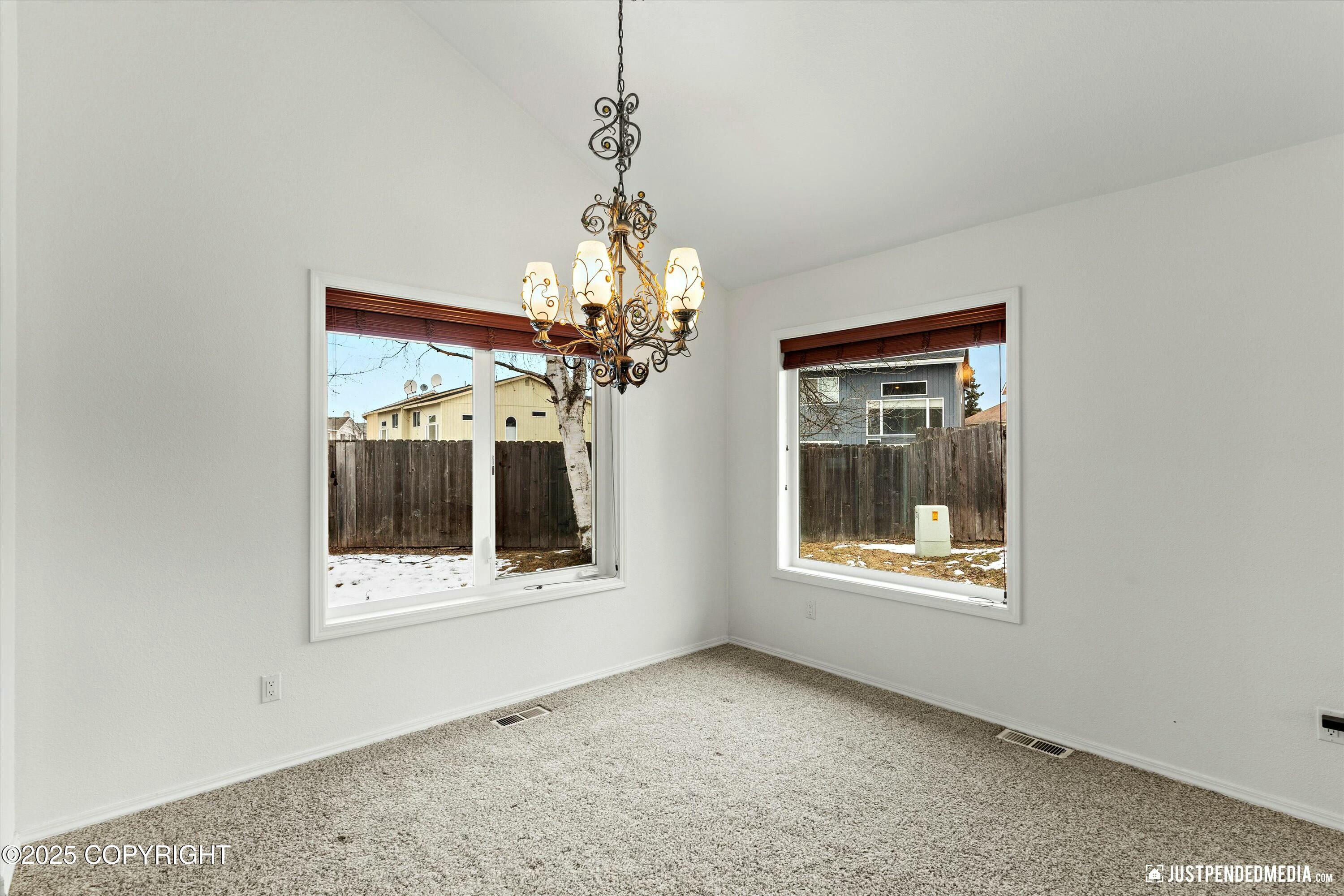 290 Peppertree Loop