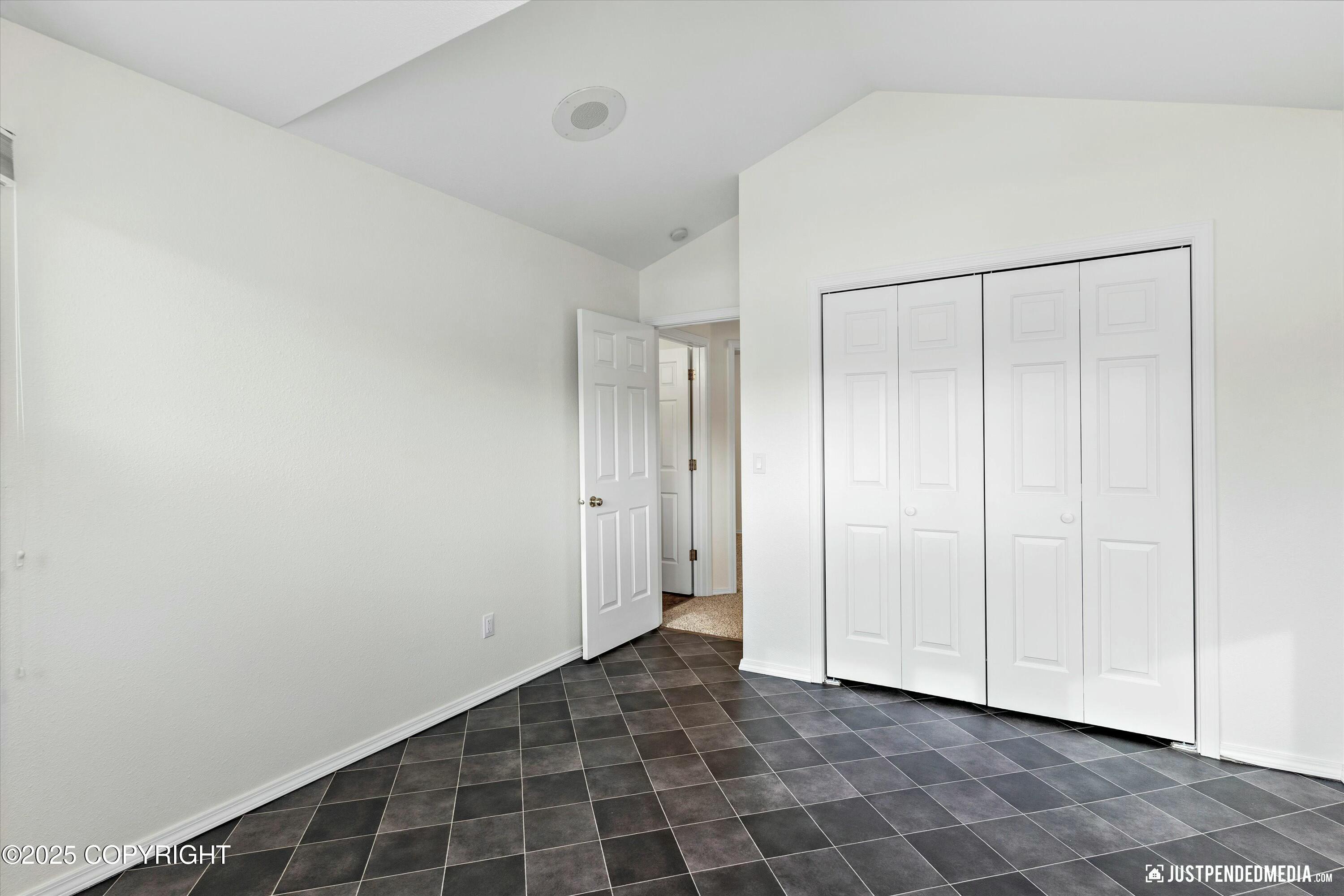 290 Peppertree Loop
