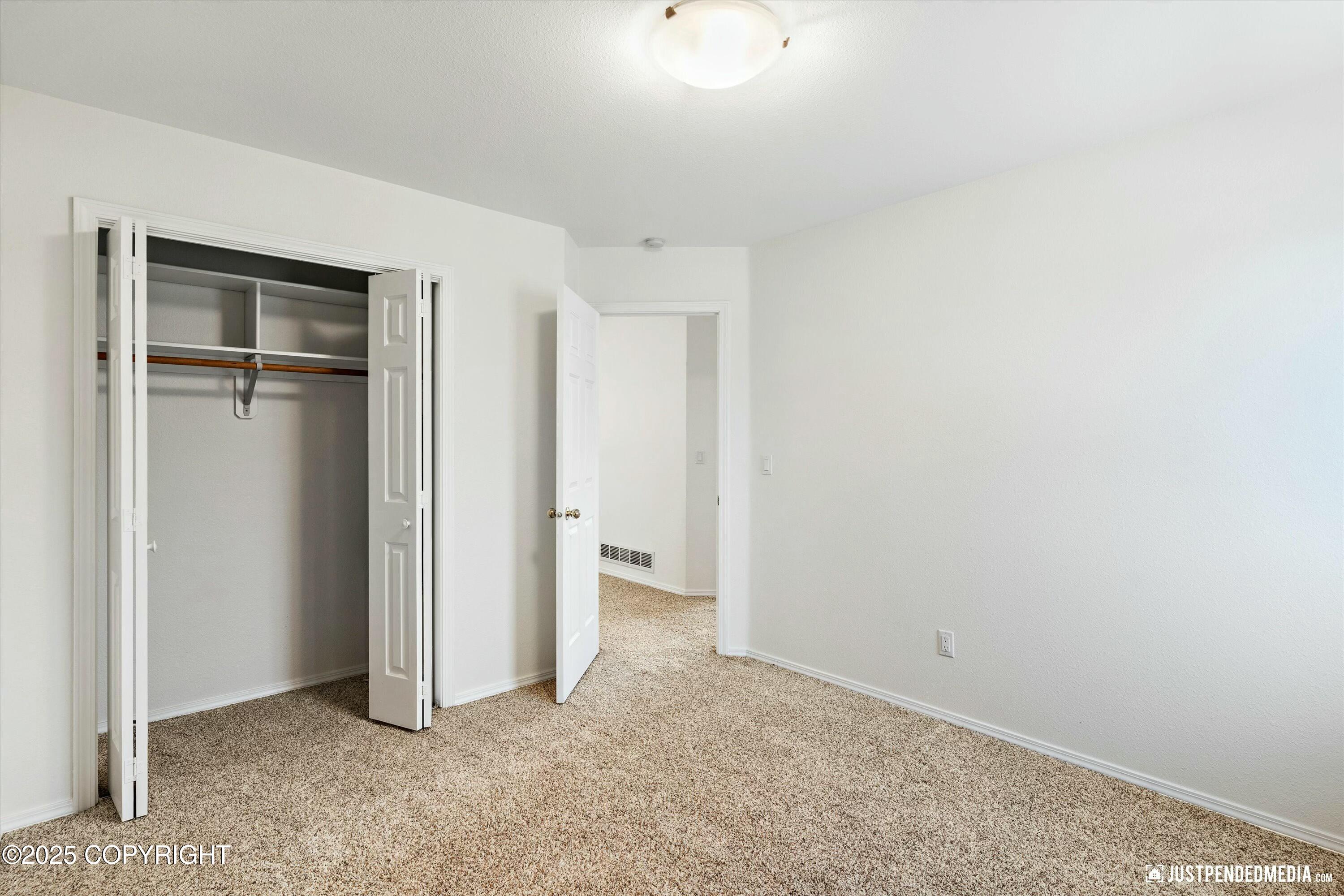290 Peppertree Loop