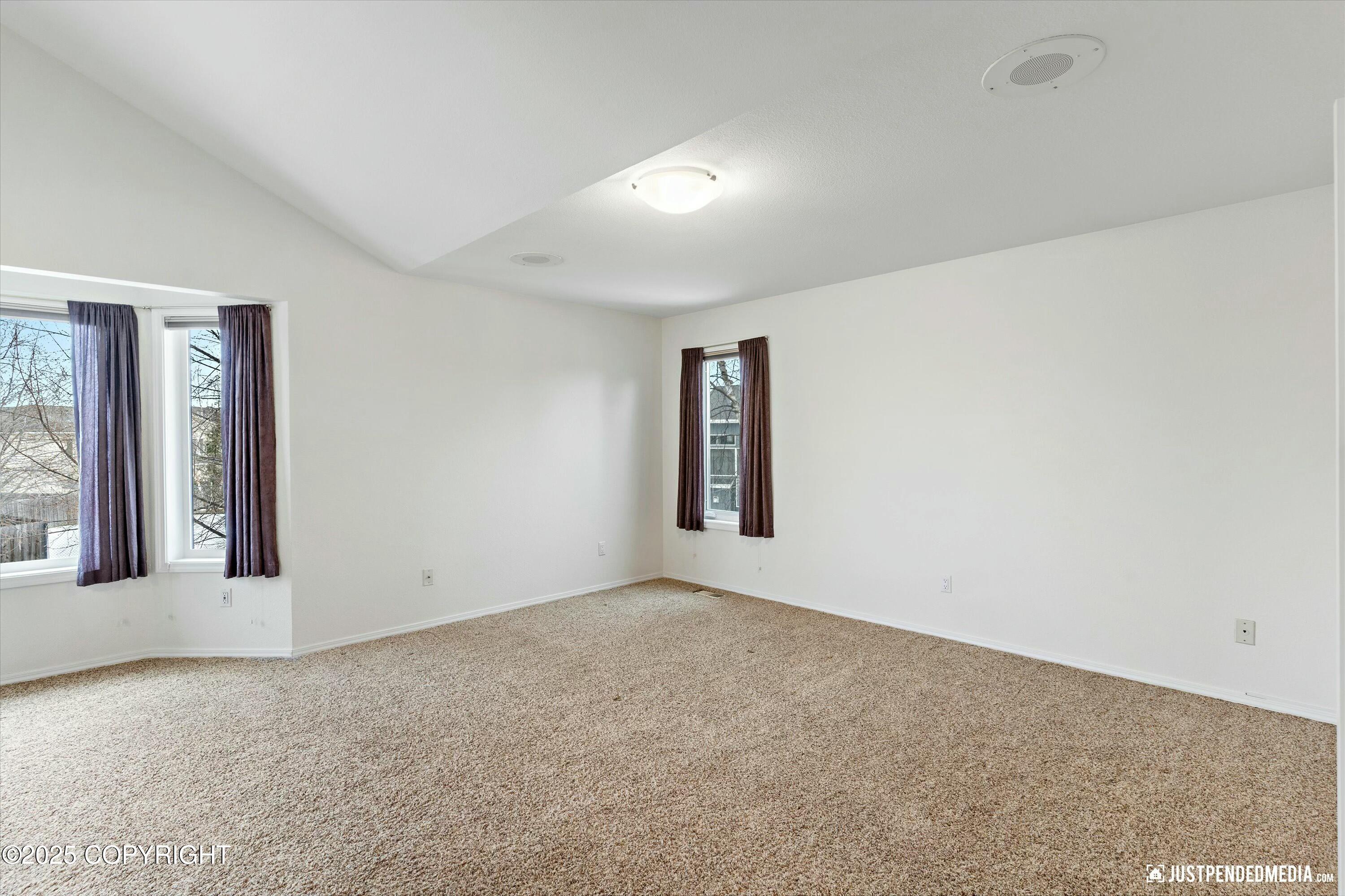 290 Peppertree Loop