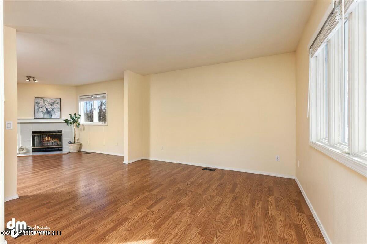 241 Langnes Court
