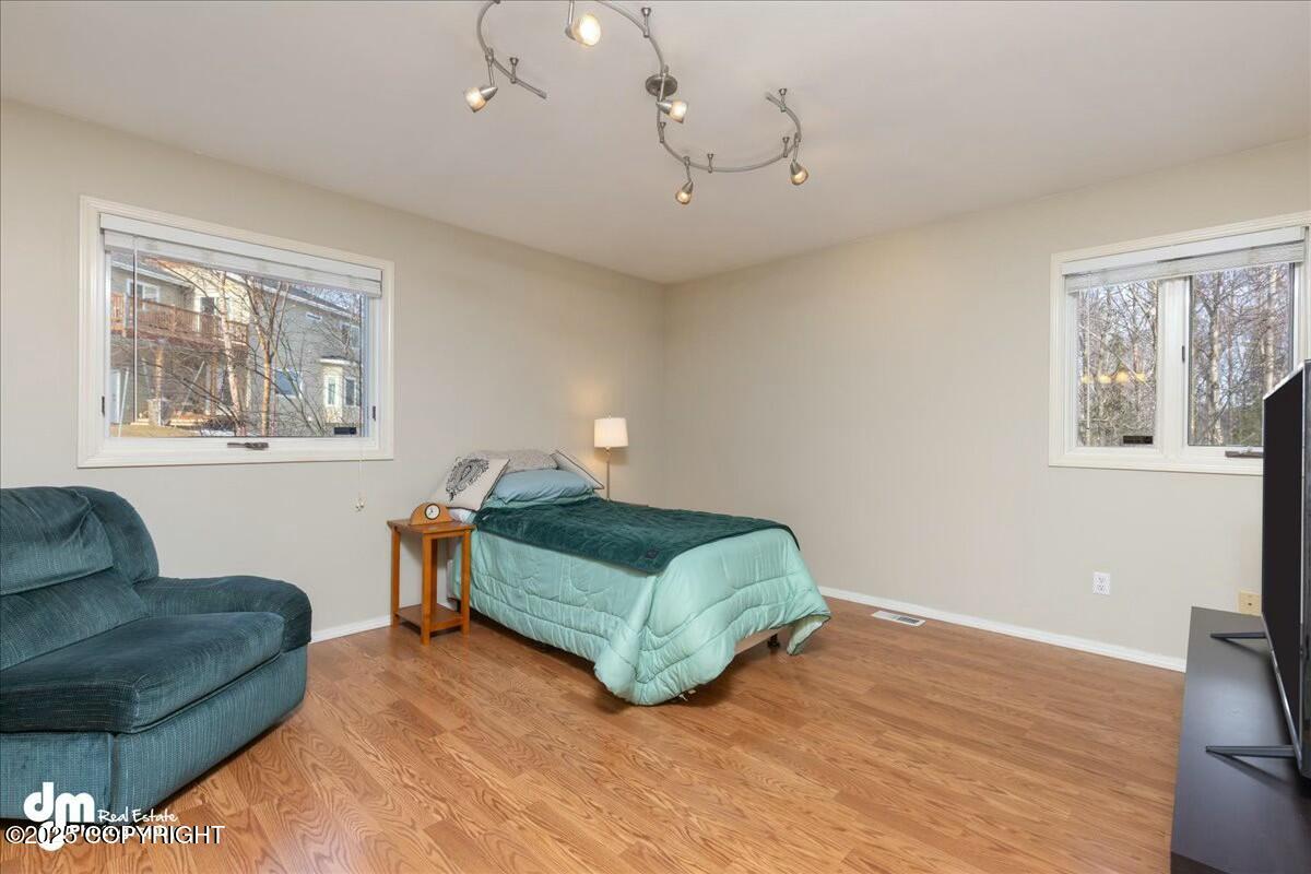 241 Langnes Court