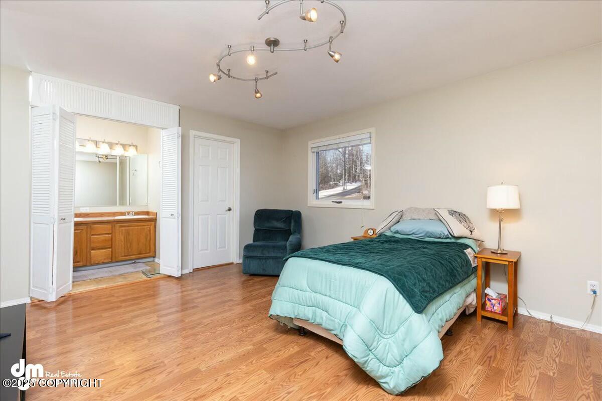 241 Langnes Court