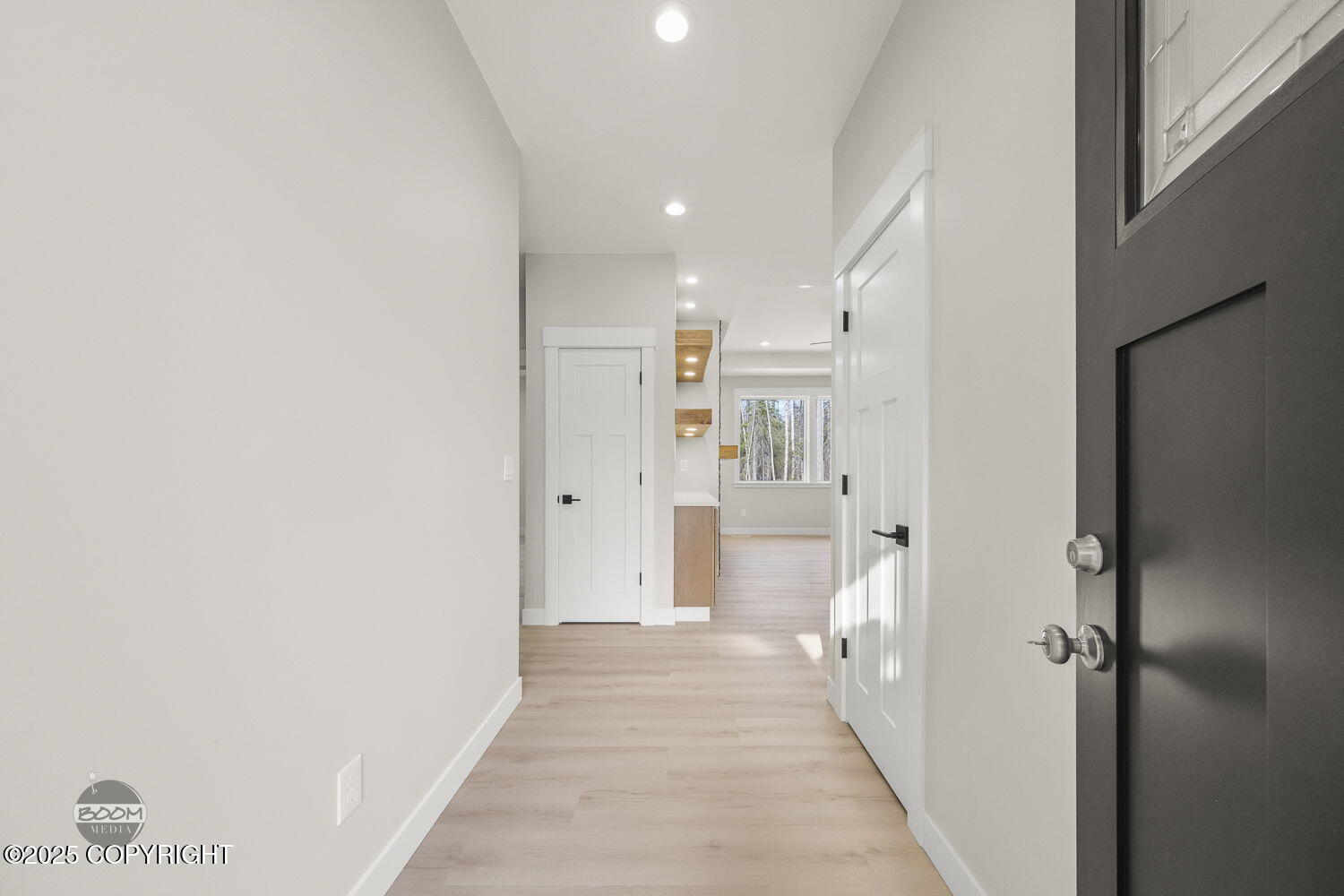 6921 W Vandenberg Drive