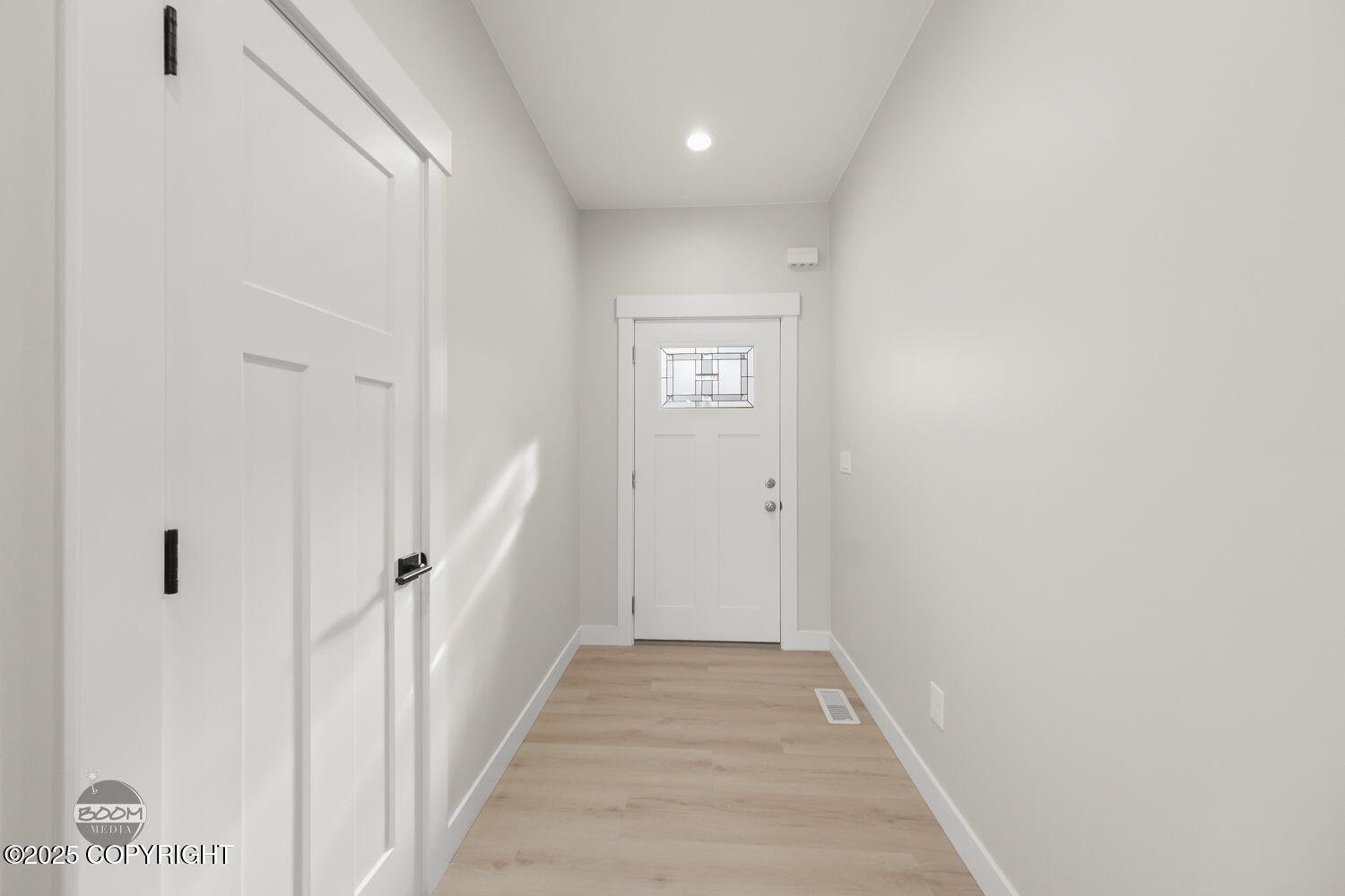 6921 W Vandenberg Drive