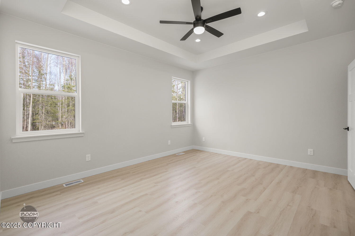 6921 W Vandenberg Drive