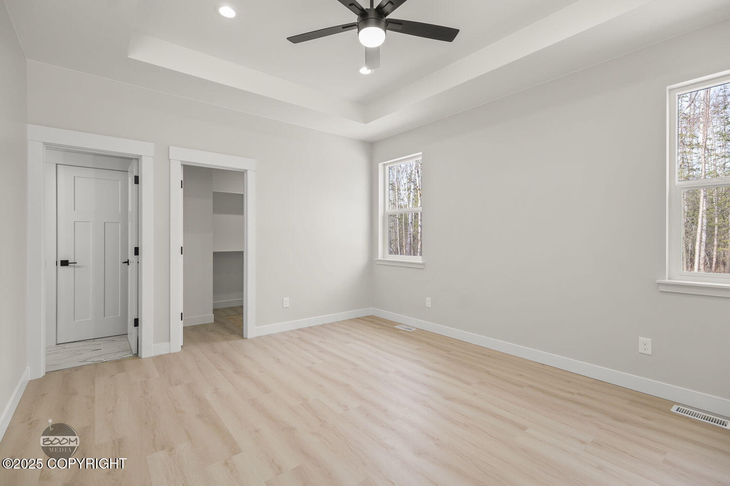 6921 W Vandenberg Drive