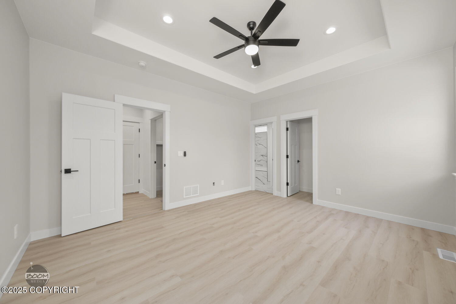 6921 W Vandenberg Drive