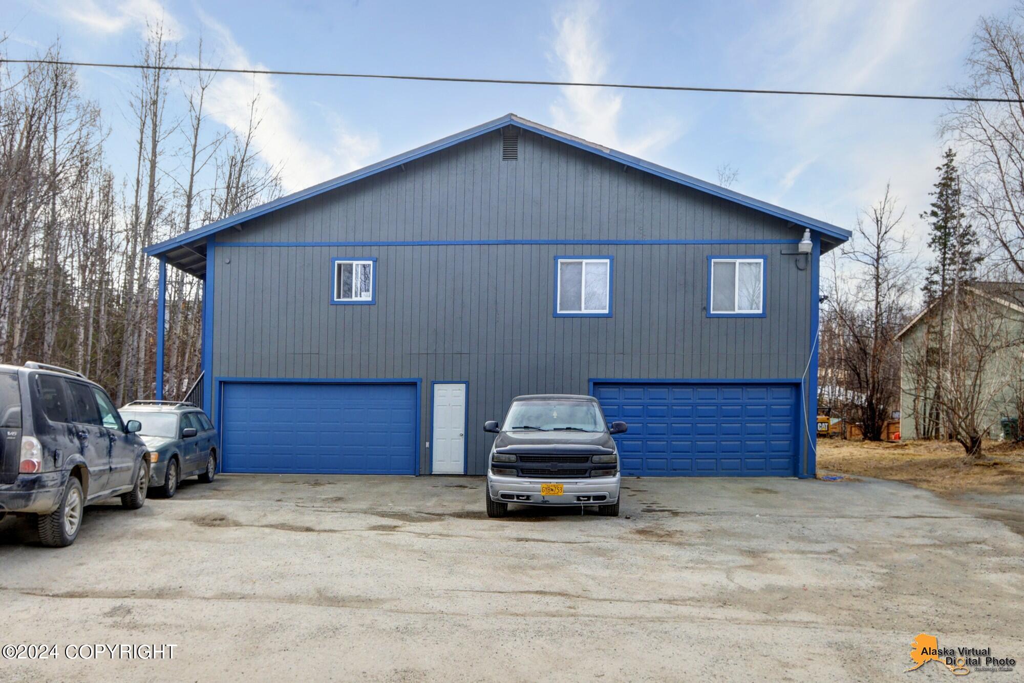 1100 W Shirley Ann Circle