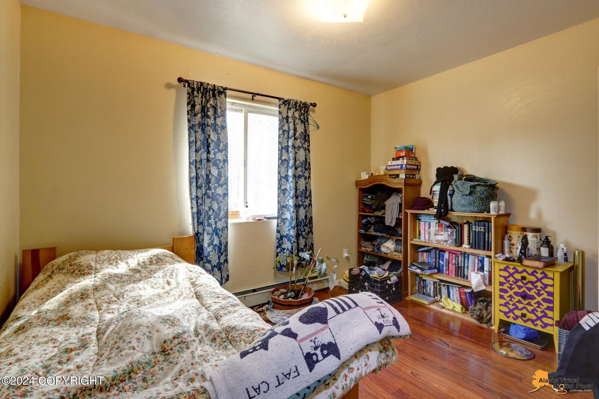 1100 W Shirley Ann Circle