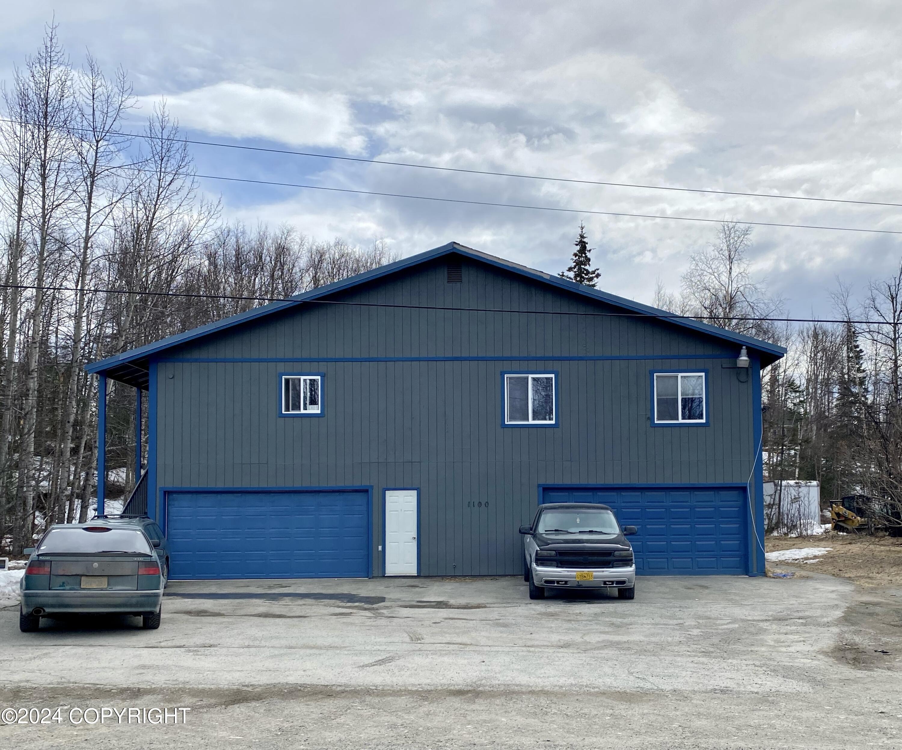 1100 W Shirley Ann Circle