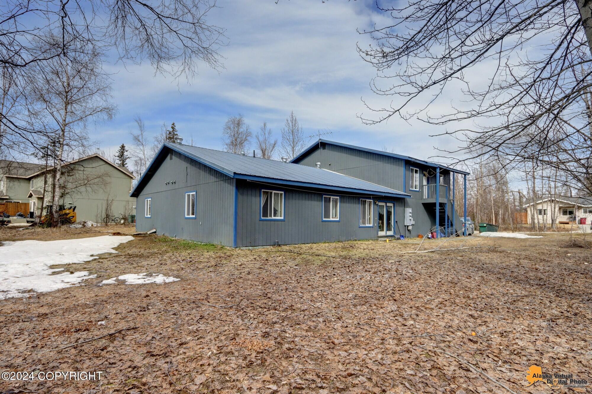 1100 W Shirley Ann Circle