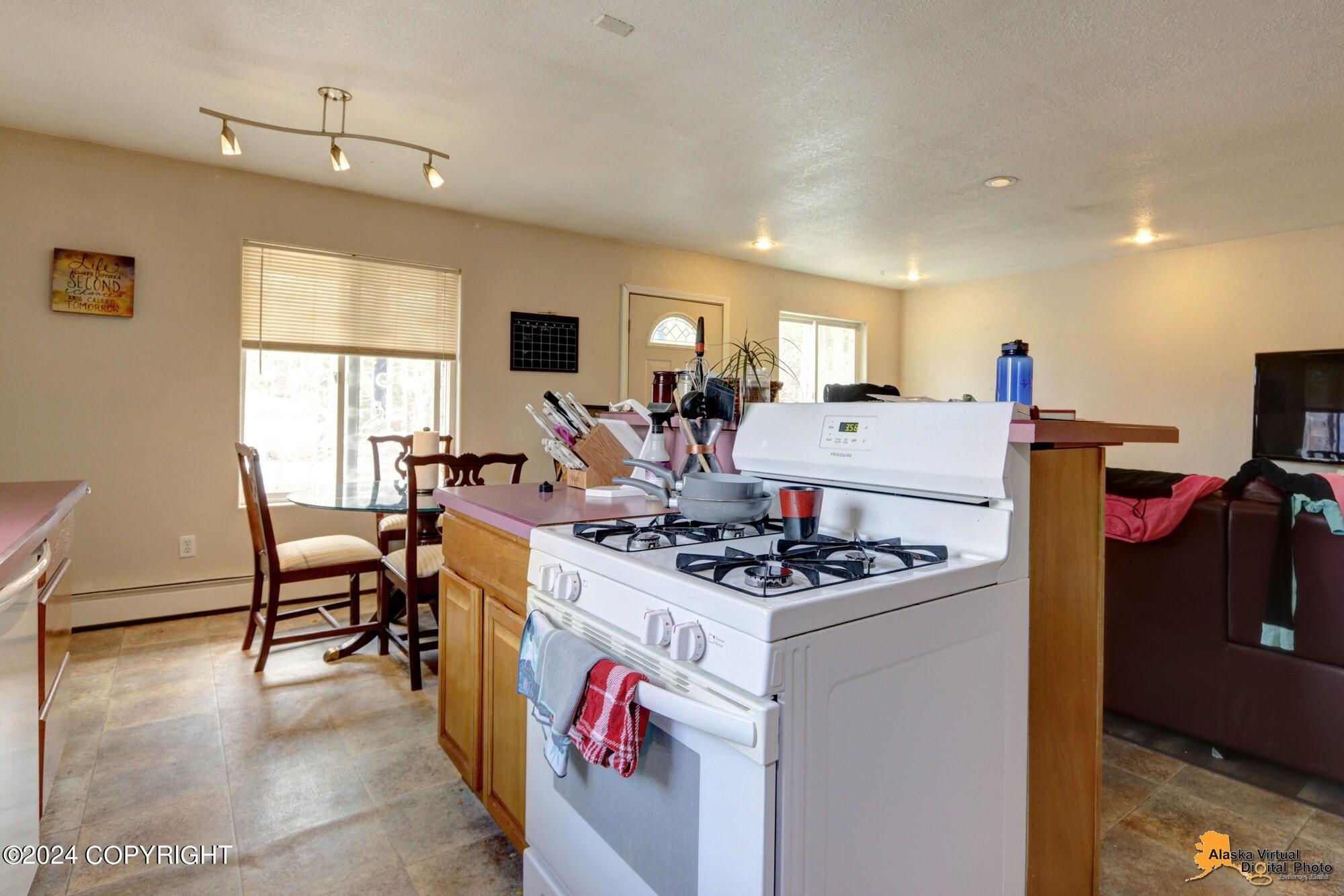 1100 W Shirley Ann Circle