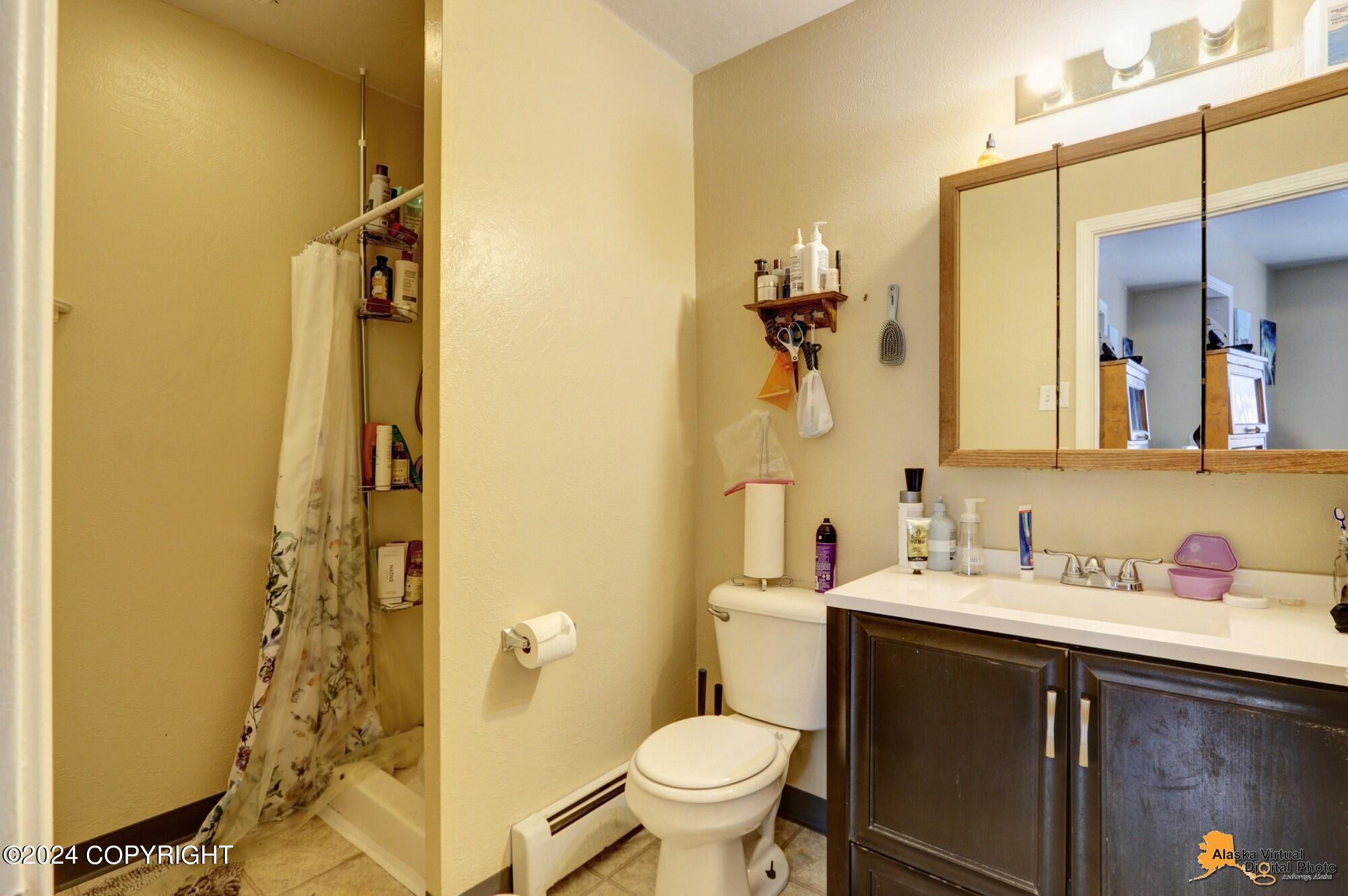 1100 W Shirley Ann Circle