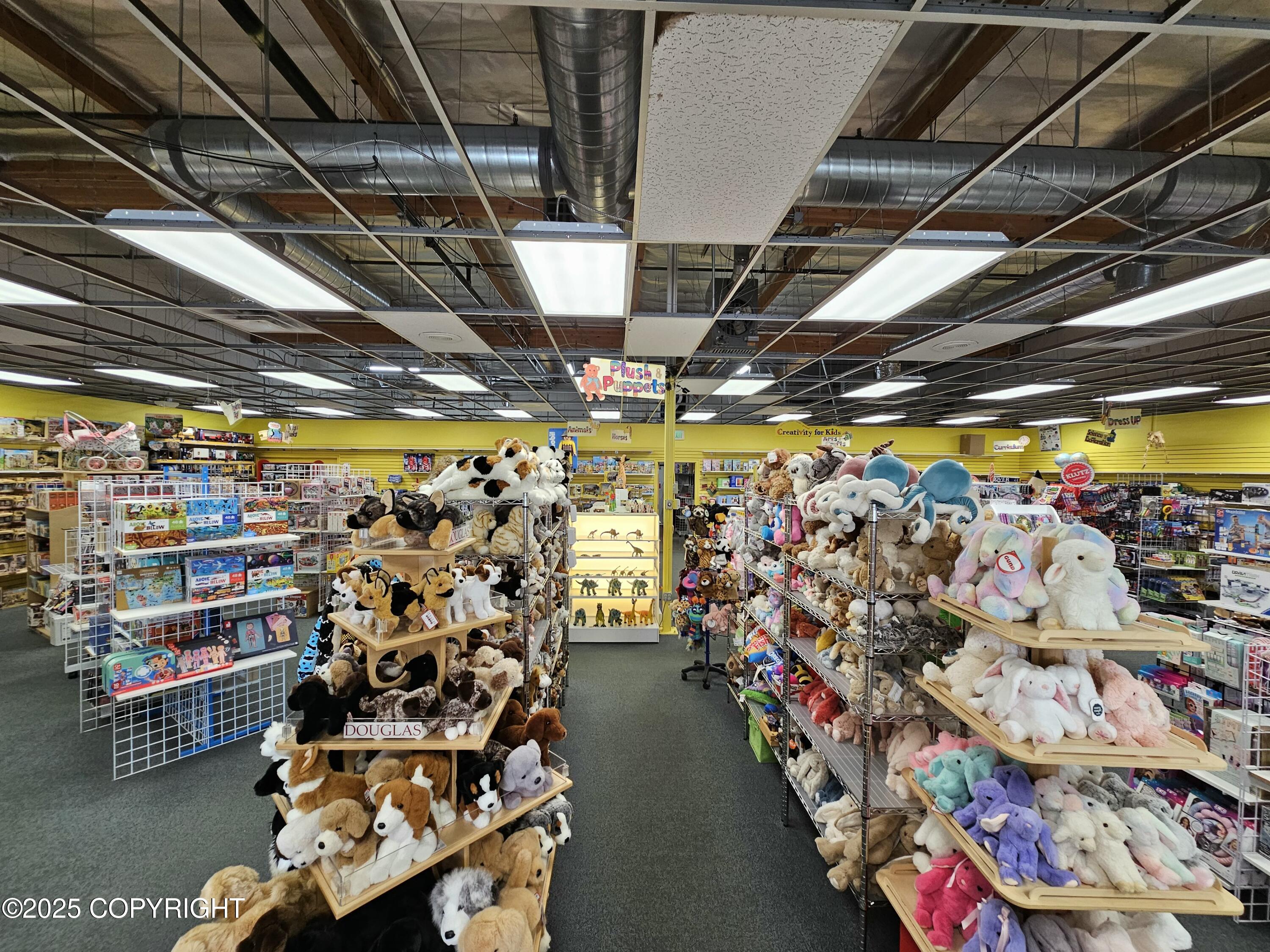 12201 Industry Way # D5