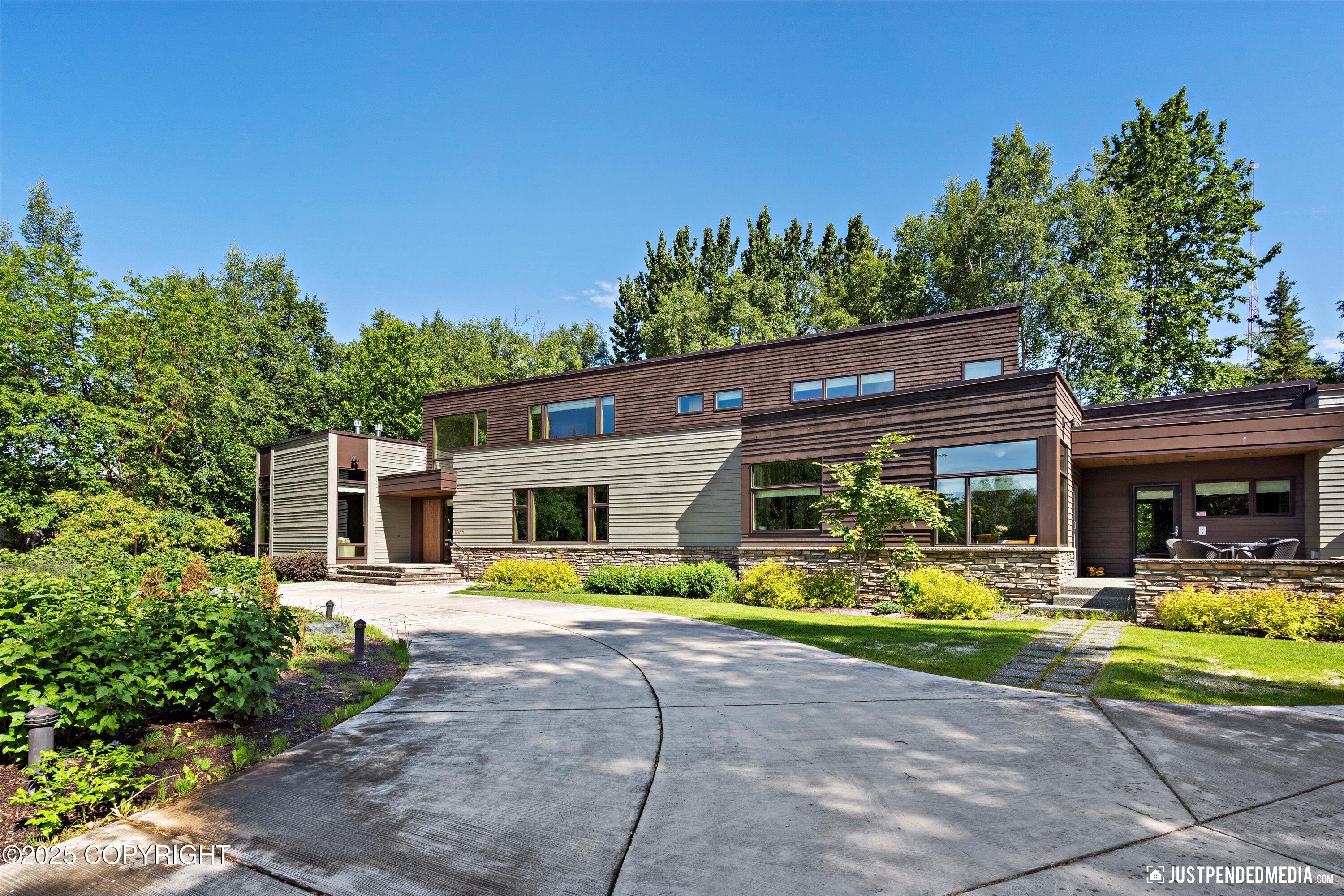 1665 Bob Atwood Circle