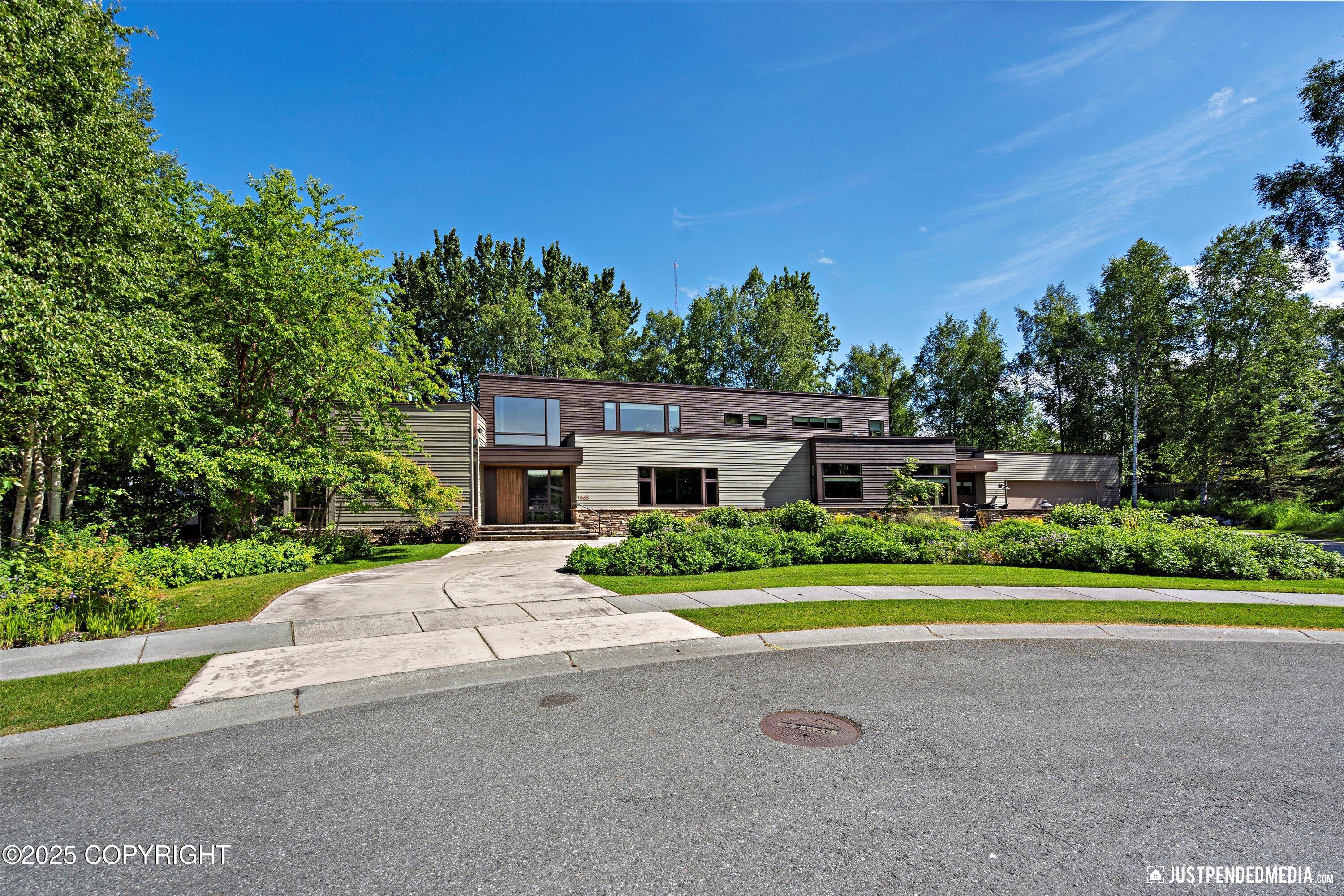 1665 Bob Atwood Circle