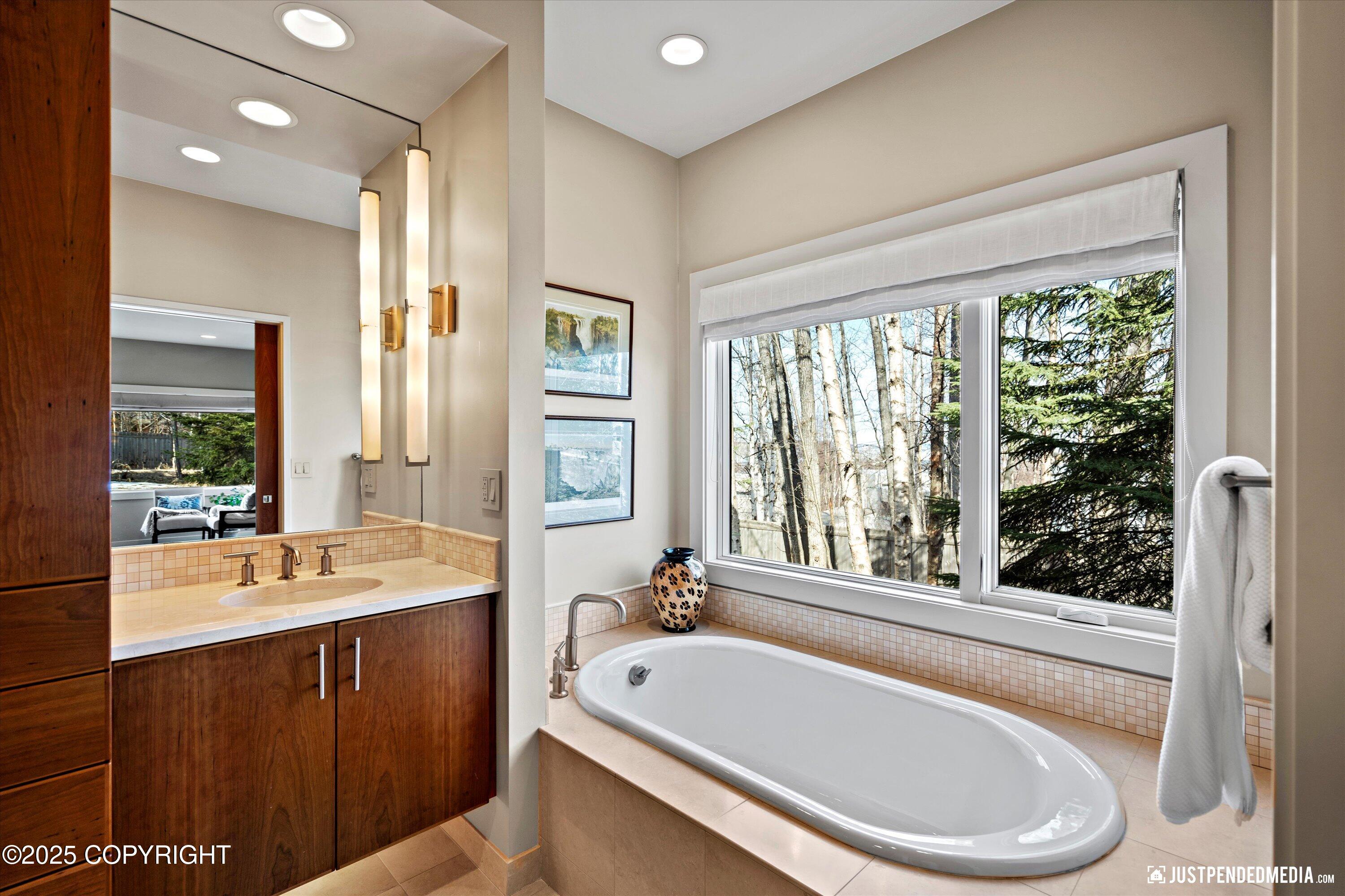 1665 Bob Atwood Circle