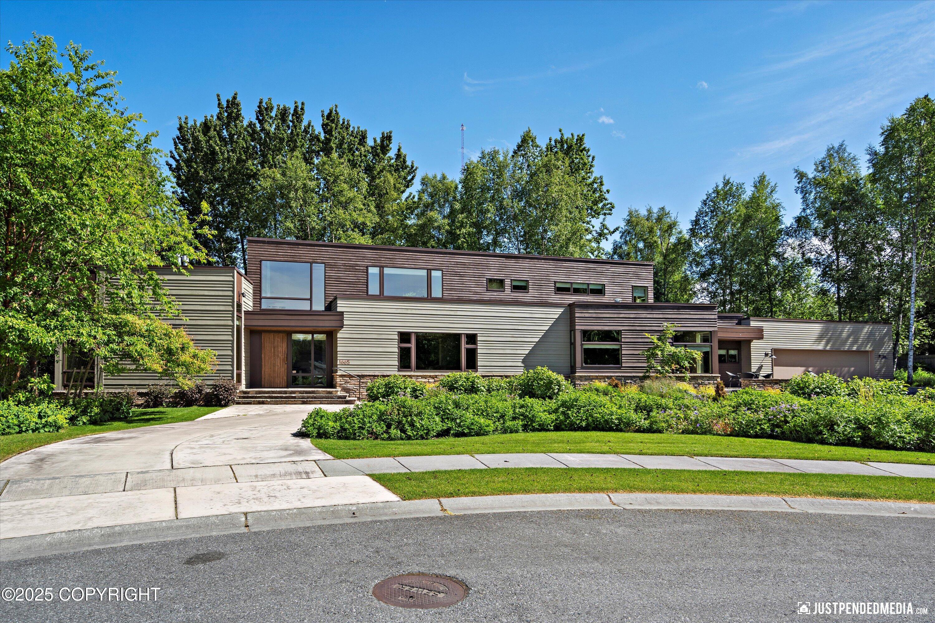 1665 Bob Atwood Circle
