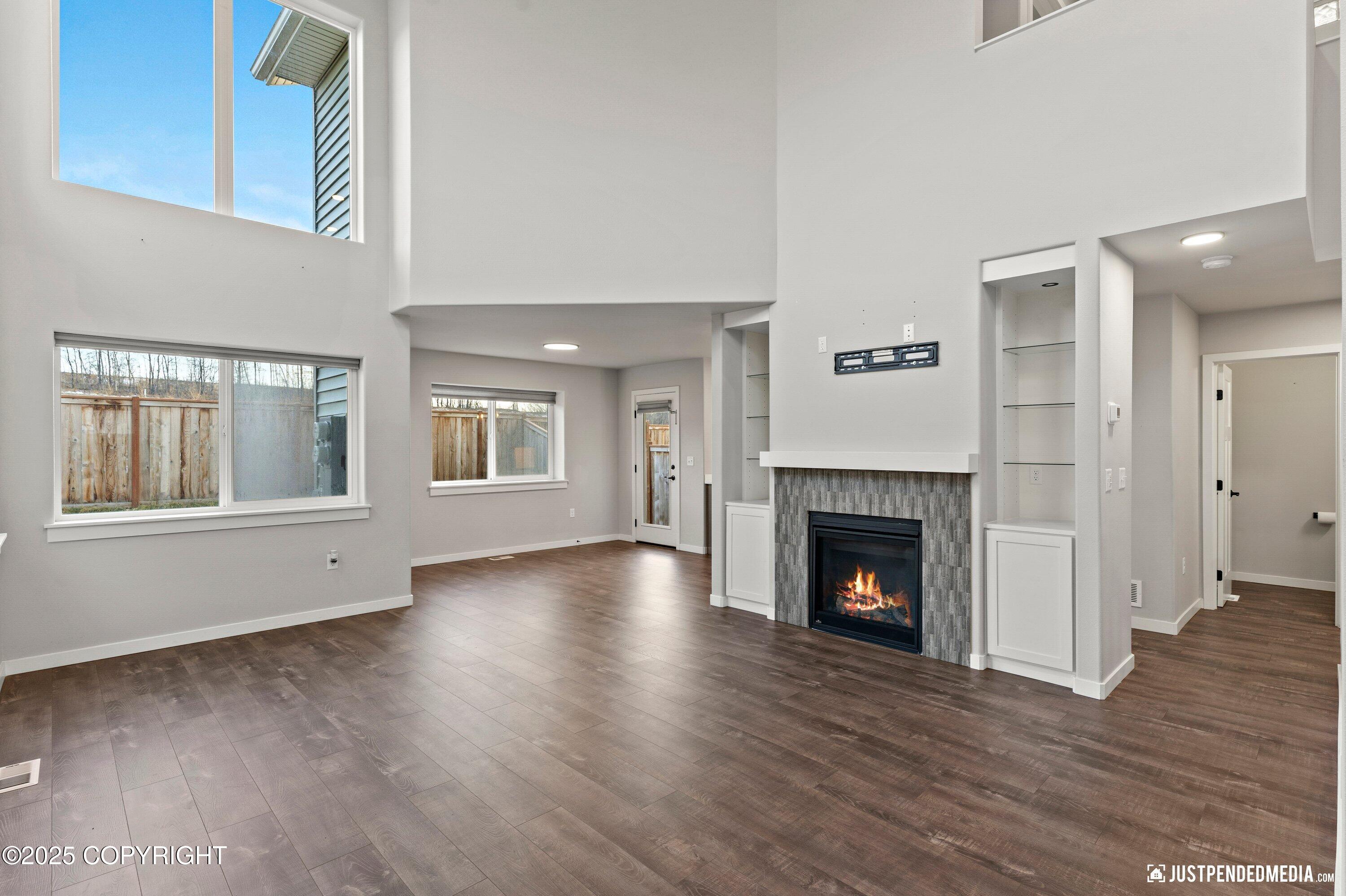 8777 Dry Creek Loop
